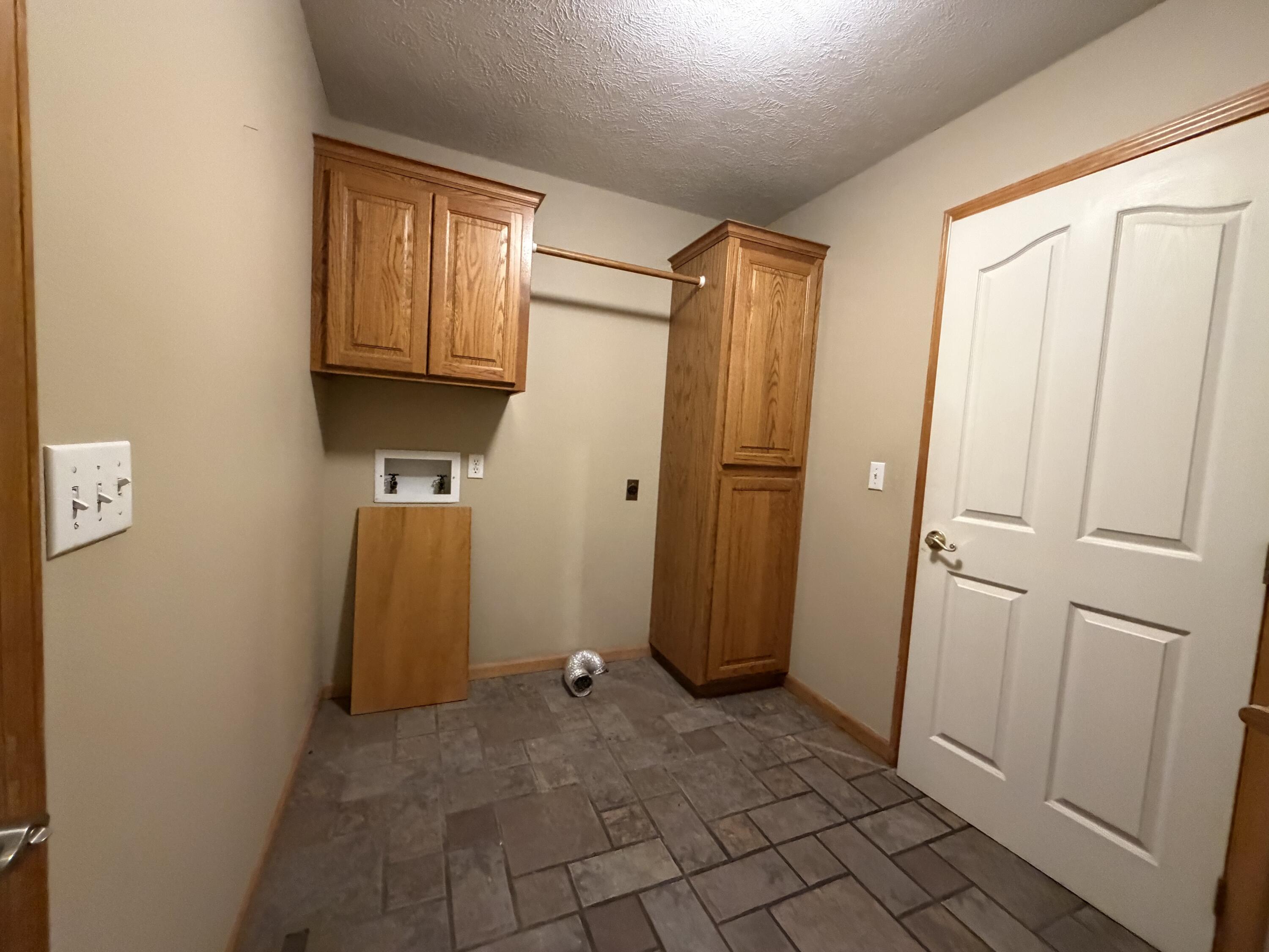 1661 North Main Avenue Property Photo 5