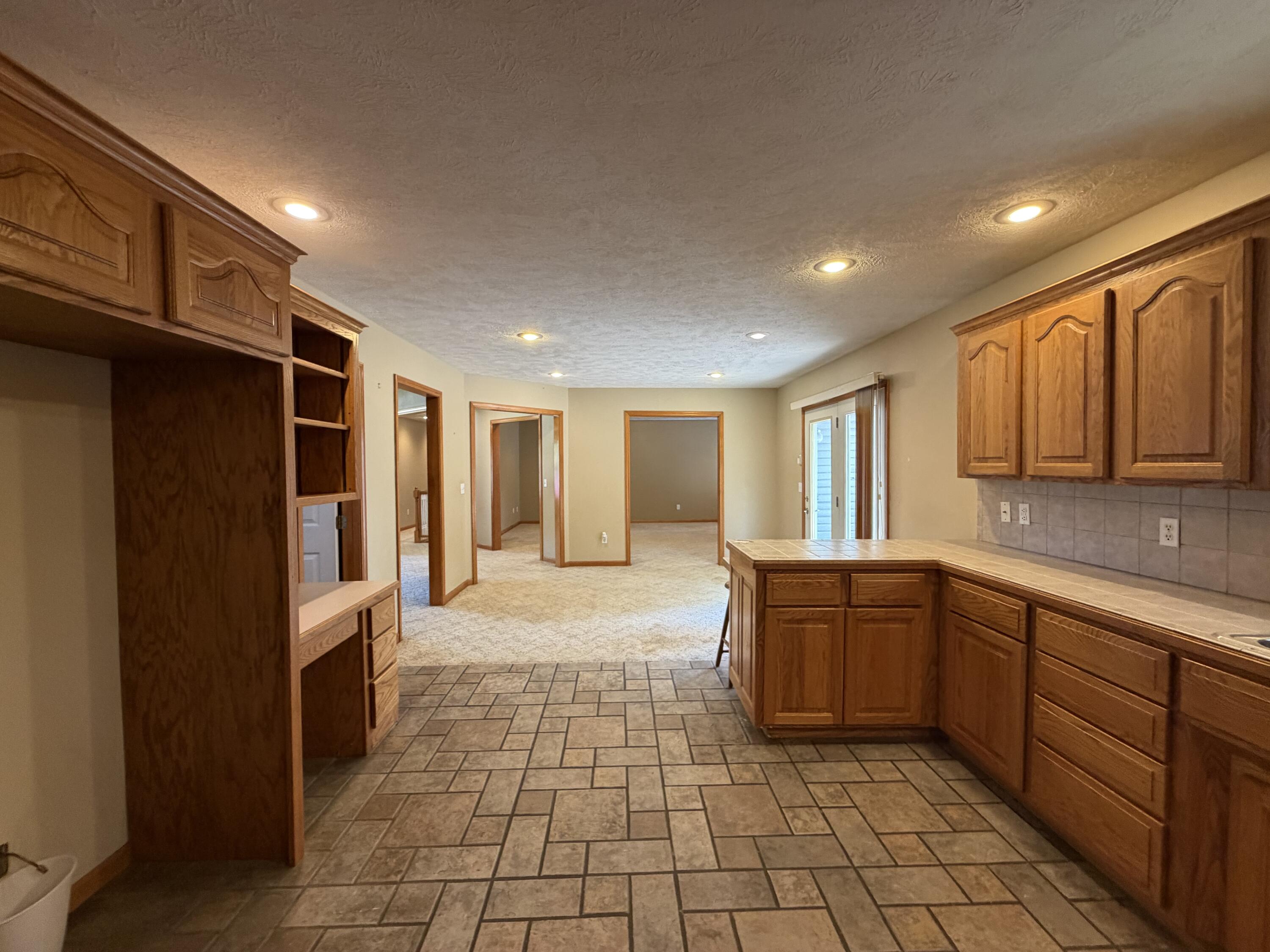 1661 North Main Avenue Property Photo 7