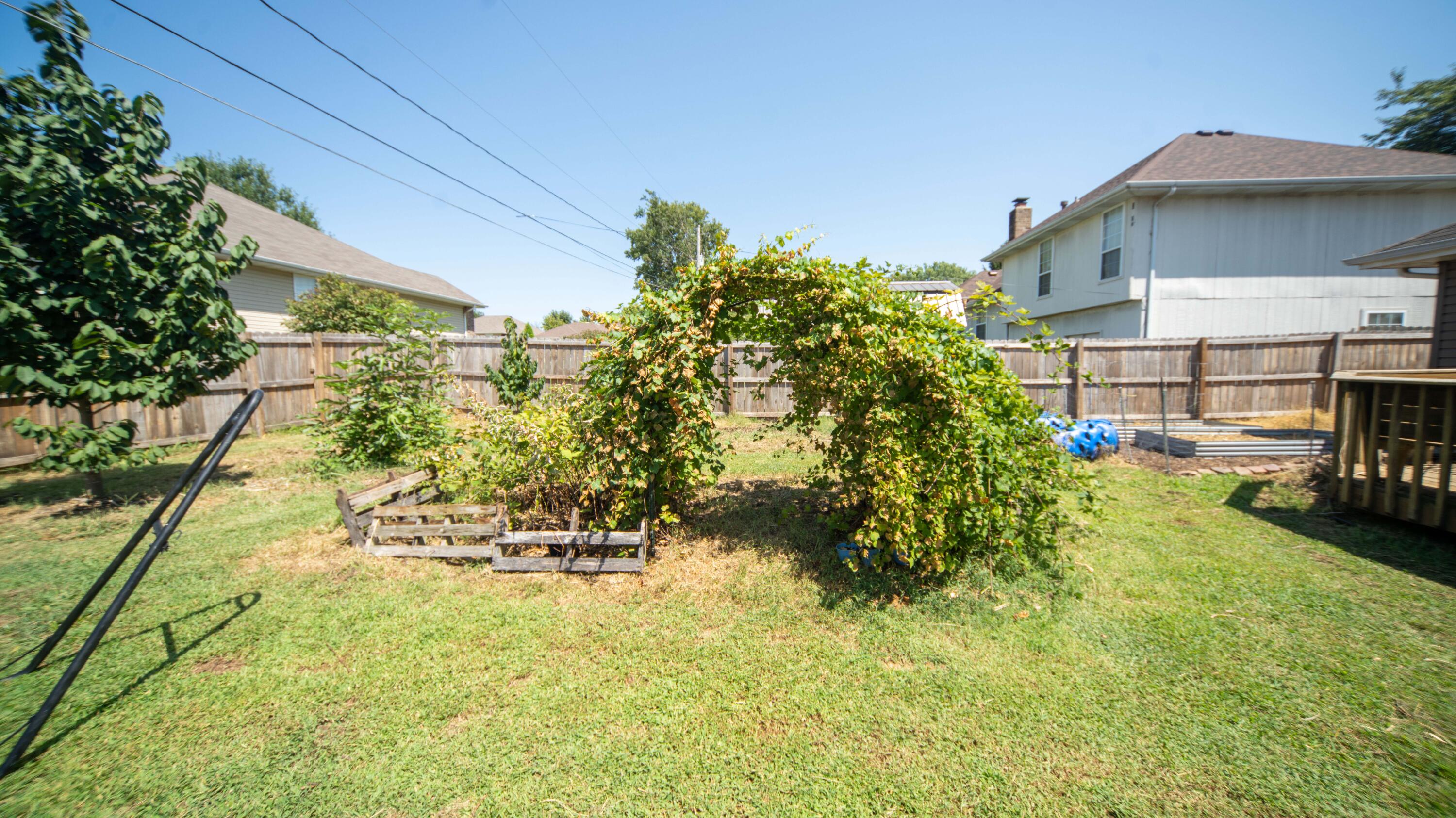 3619 West El Castile Street Property Photo 21