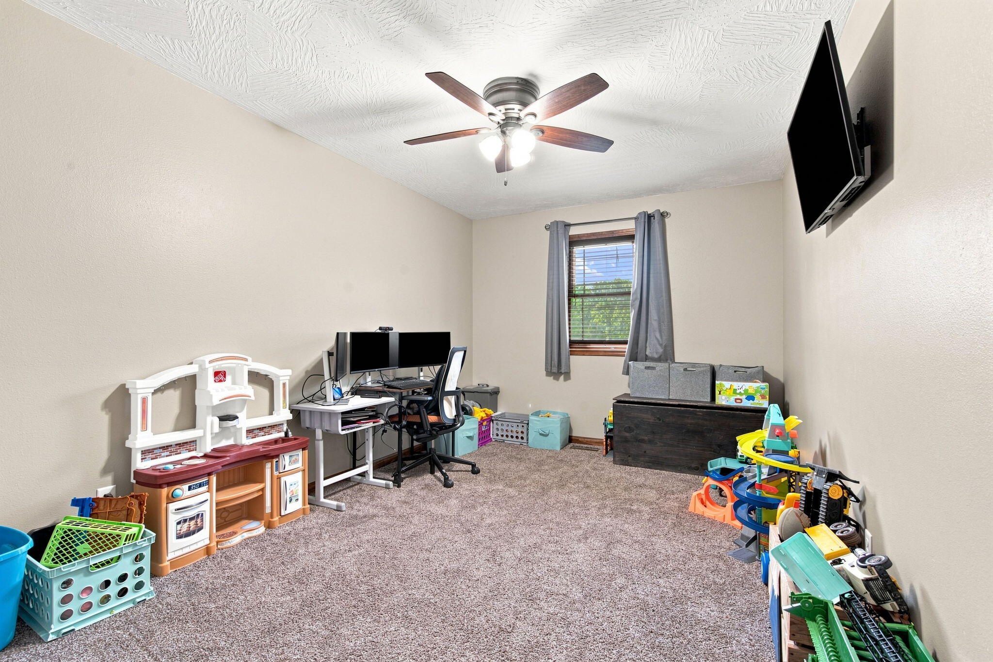 1295 Spring Valley Property Photo 21