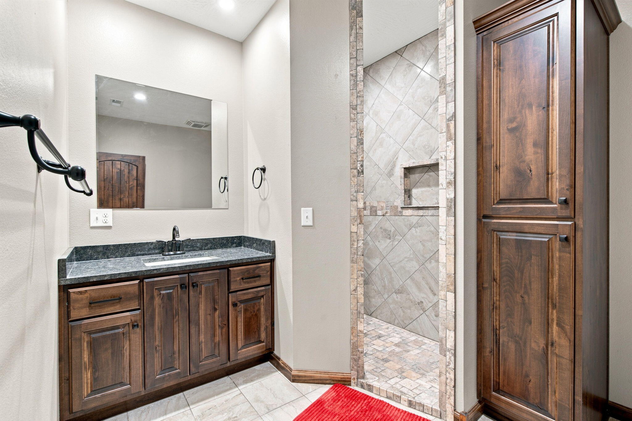 1295 Spring Valley Property Photo 25