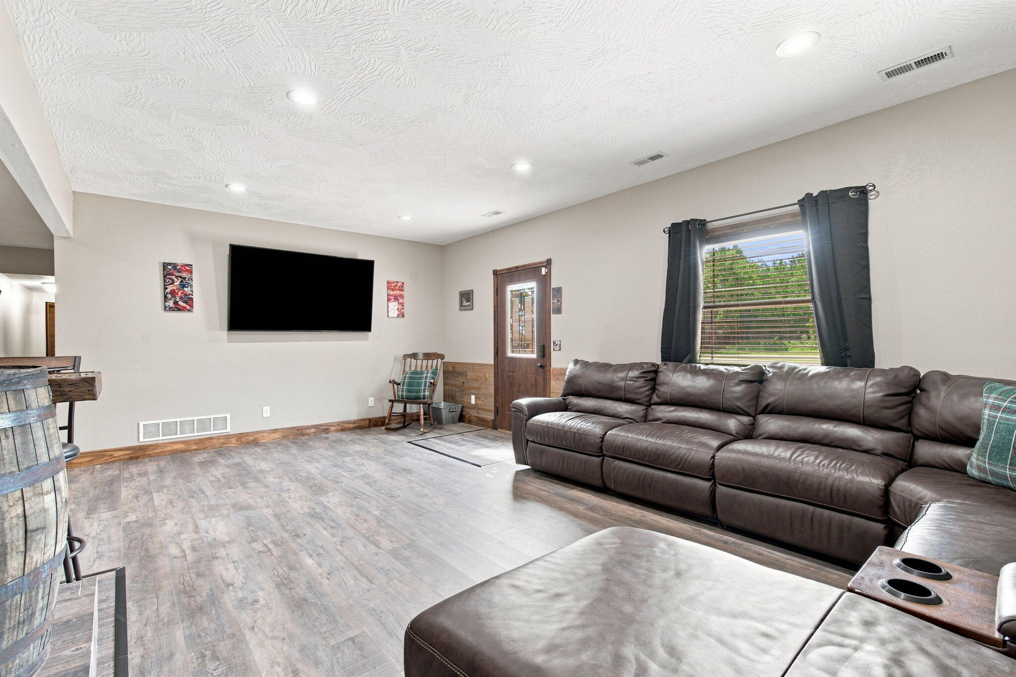 1295 Spring Valley Property Photo 28