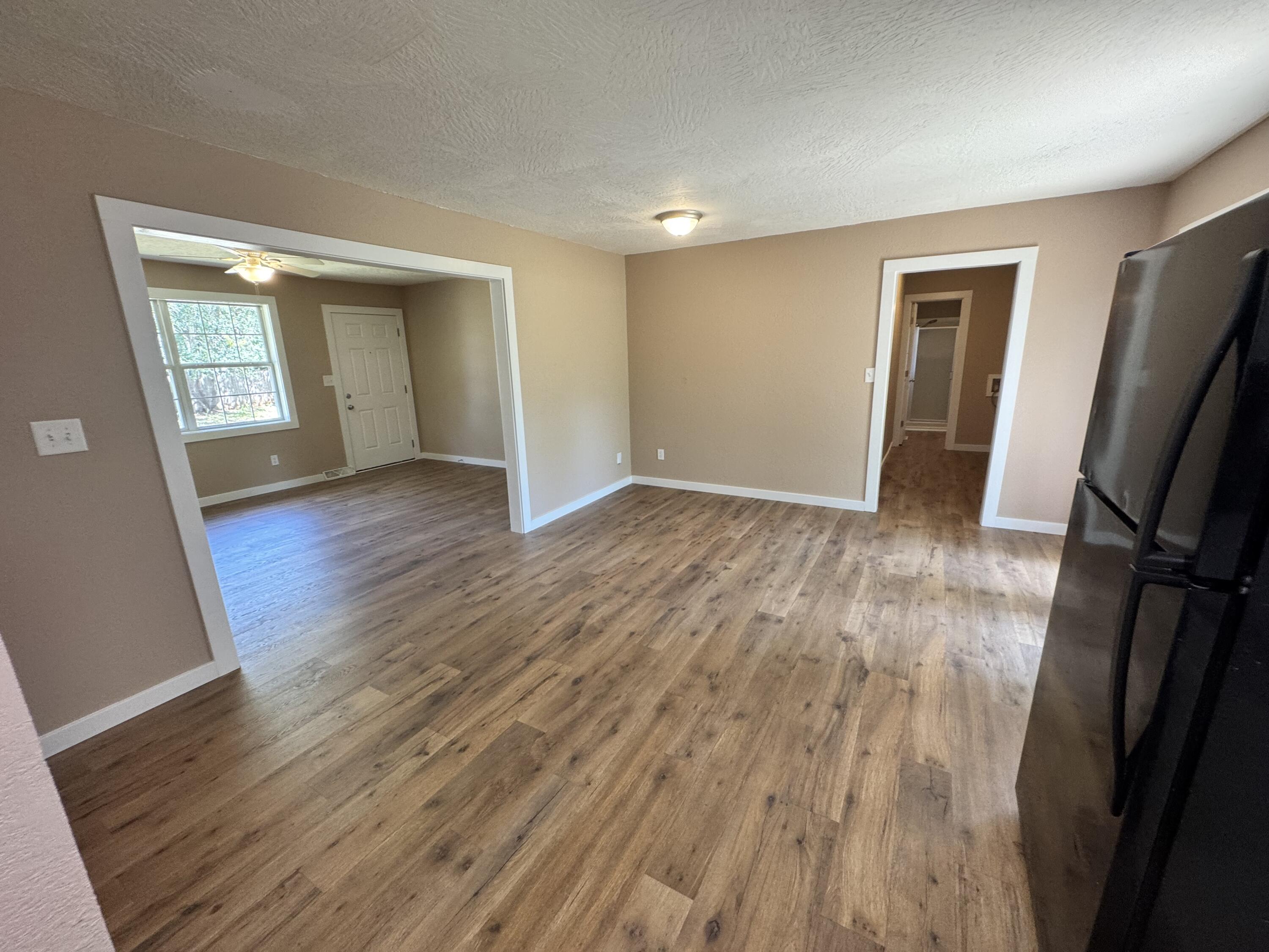 2908 West Scott Street Property Photo 8