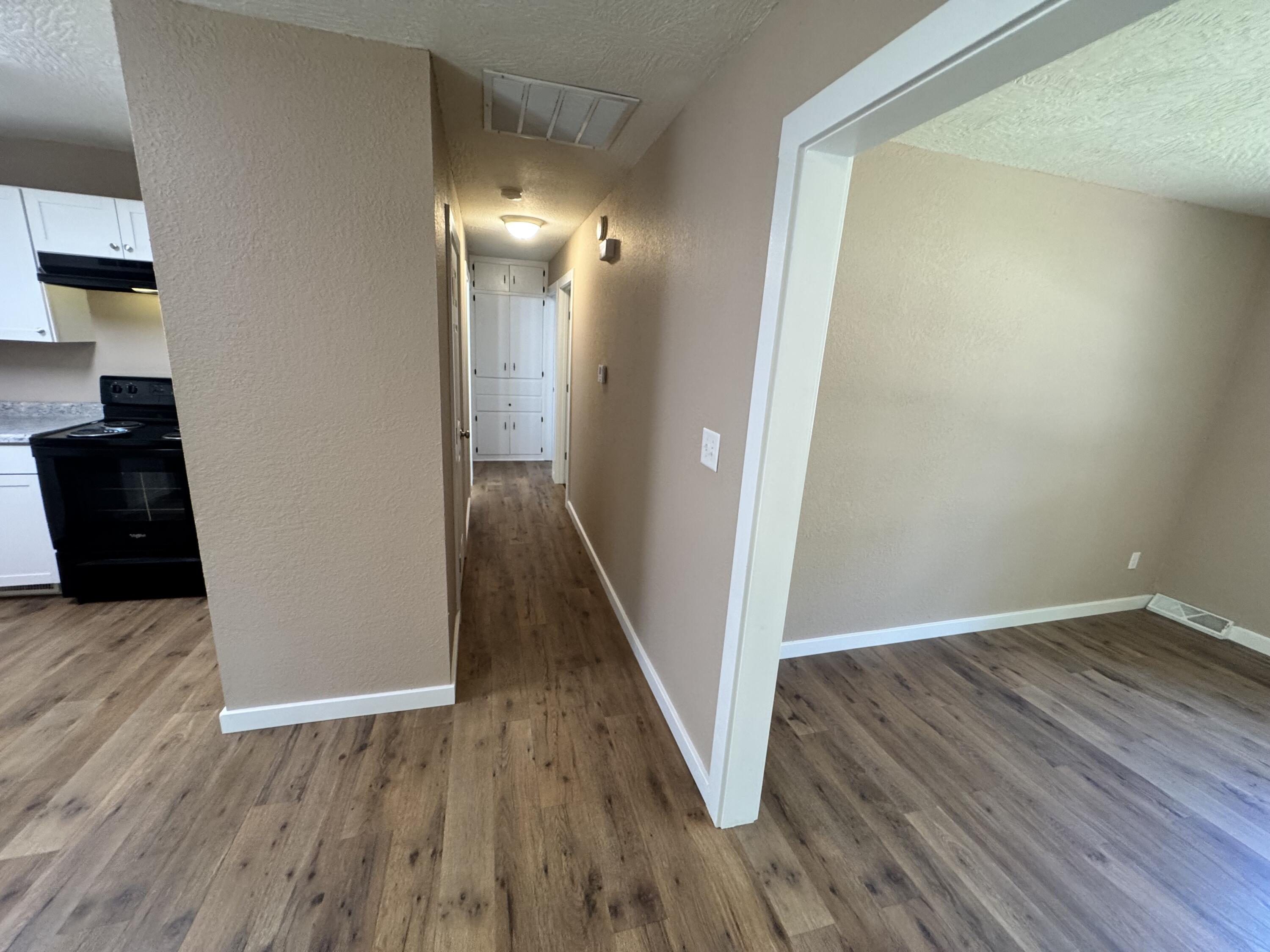 2908 West Scott Street Property Photo 11