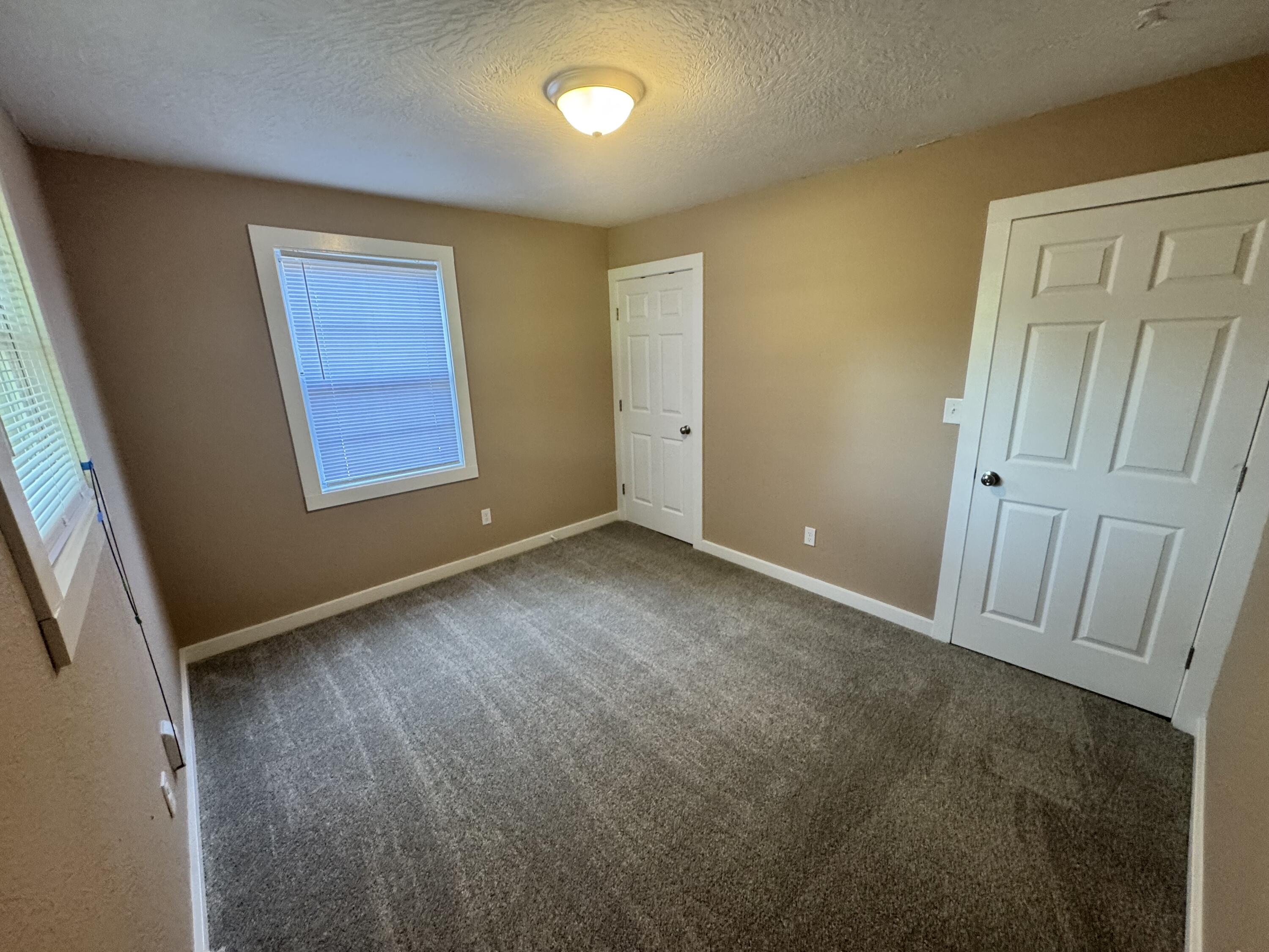 2908 West Scott Street Property Photo 16