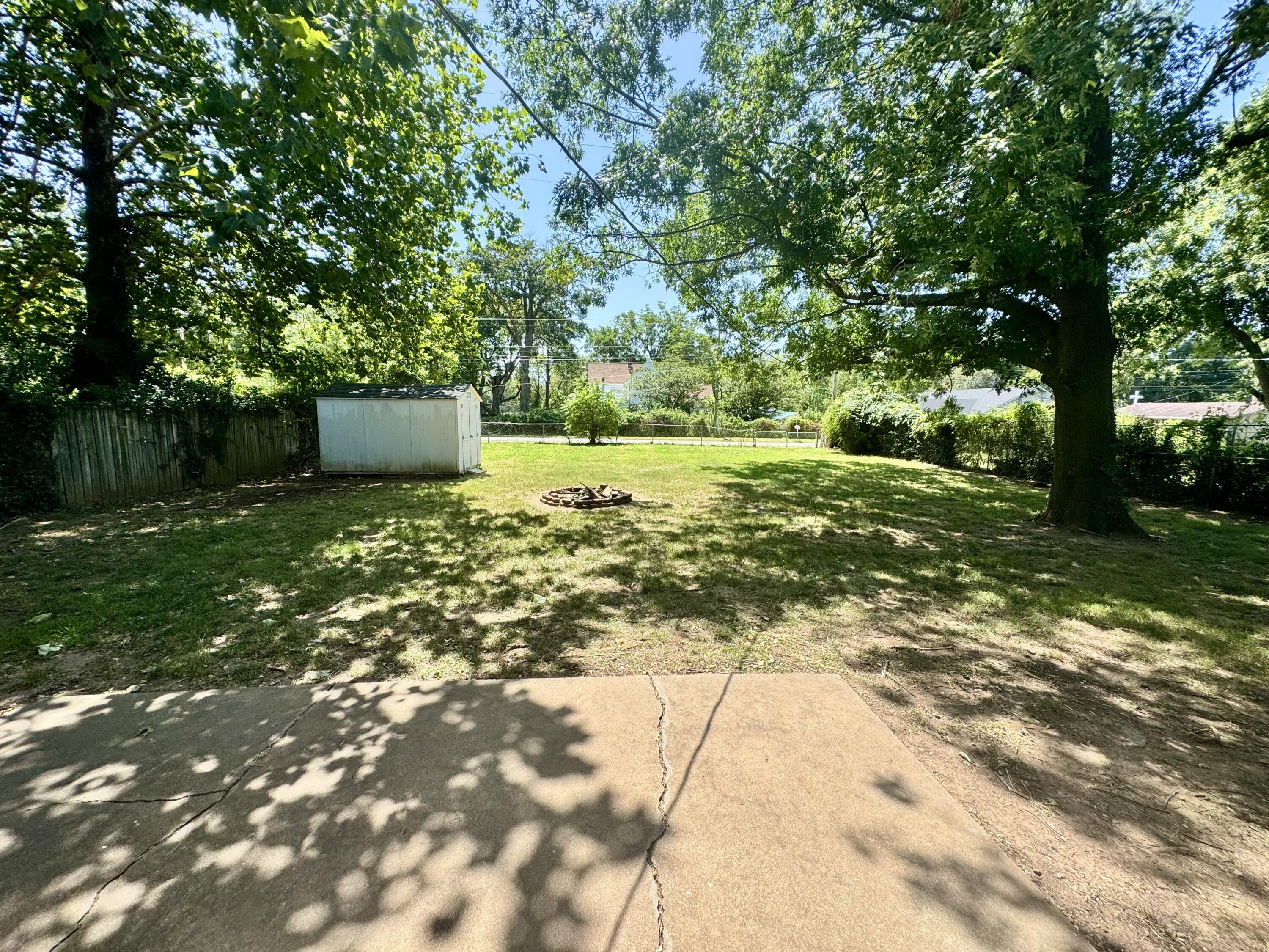 2908 West Scott Street Property Photo 18