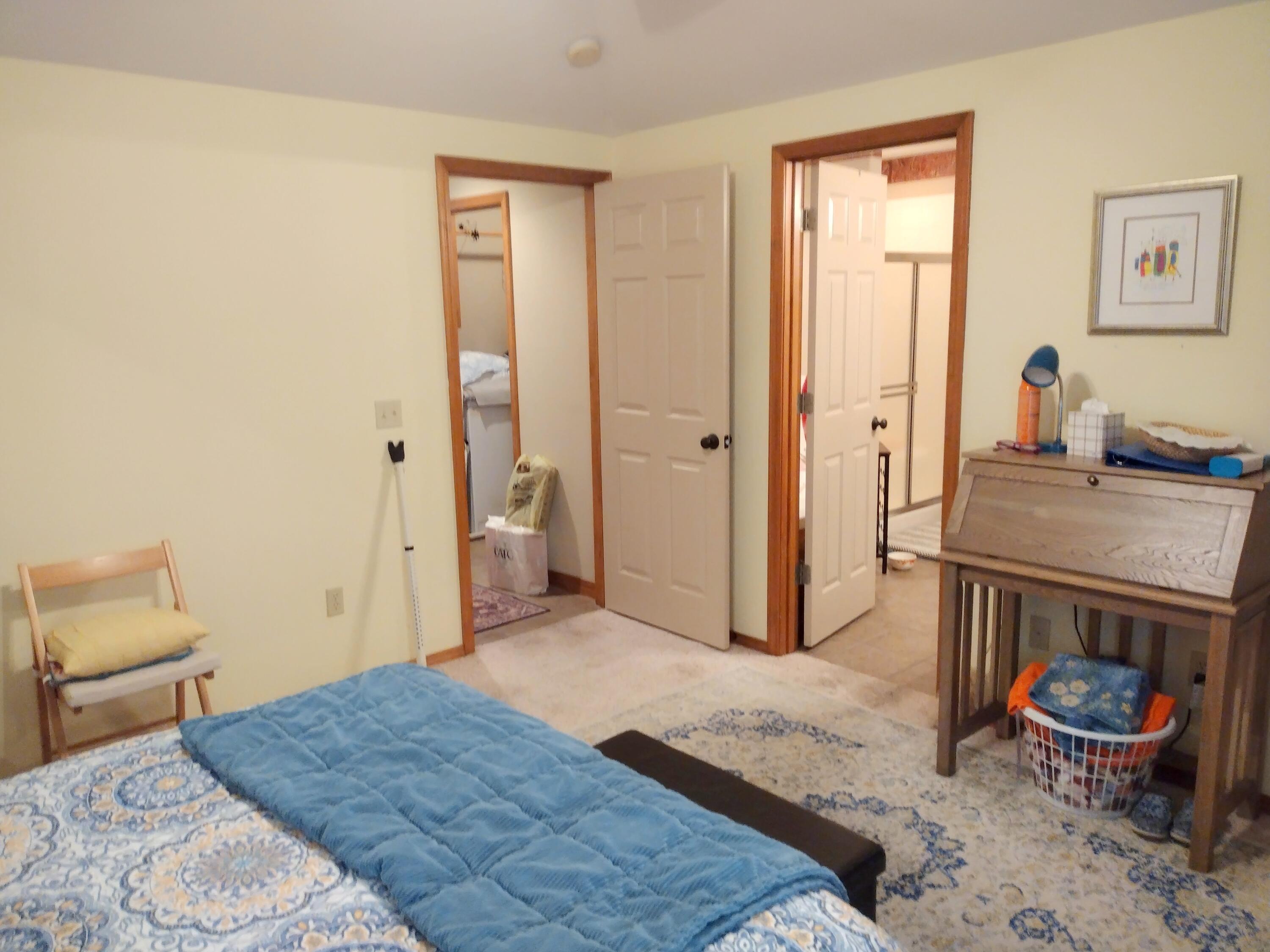 988 West Pembrook Avenue Property Photo 16