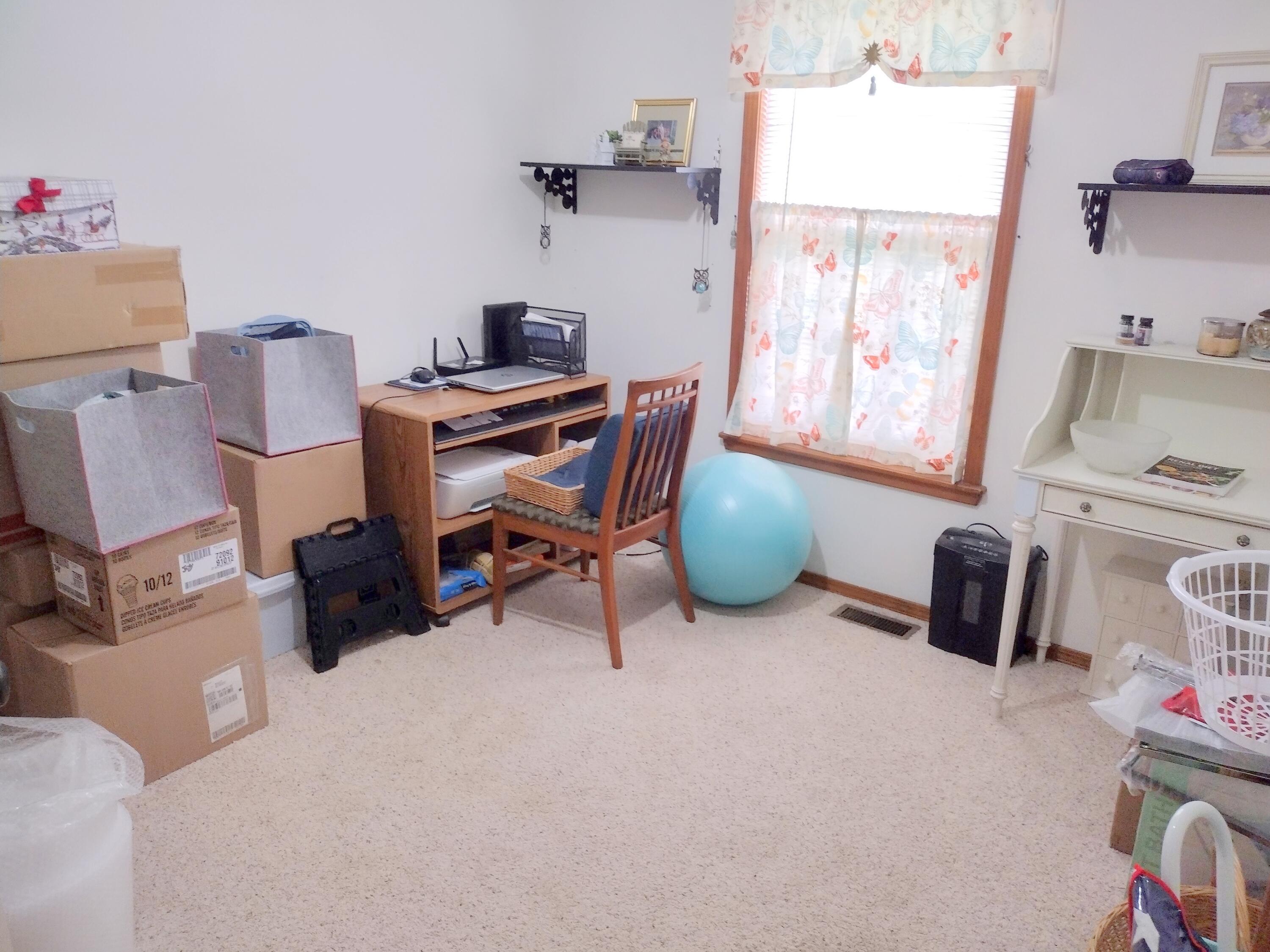 988 West Pembrook Avenue Property Photo 25