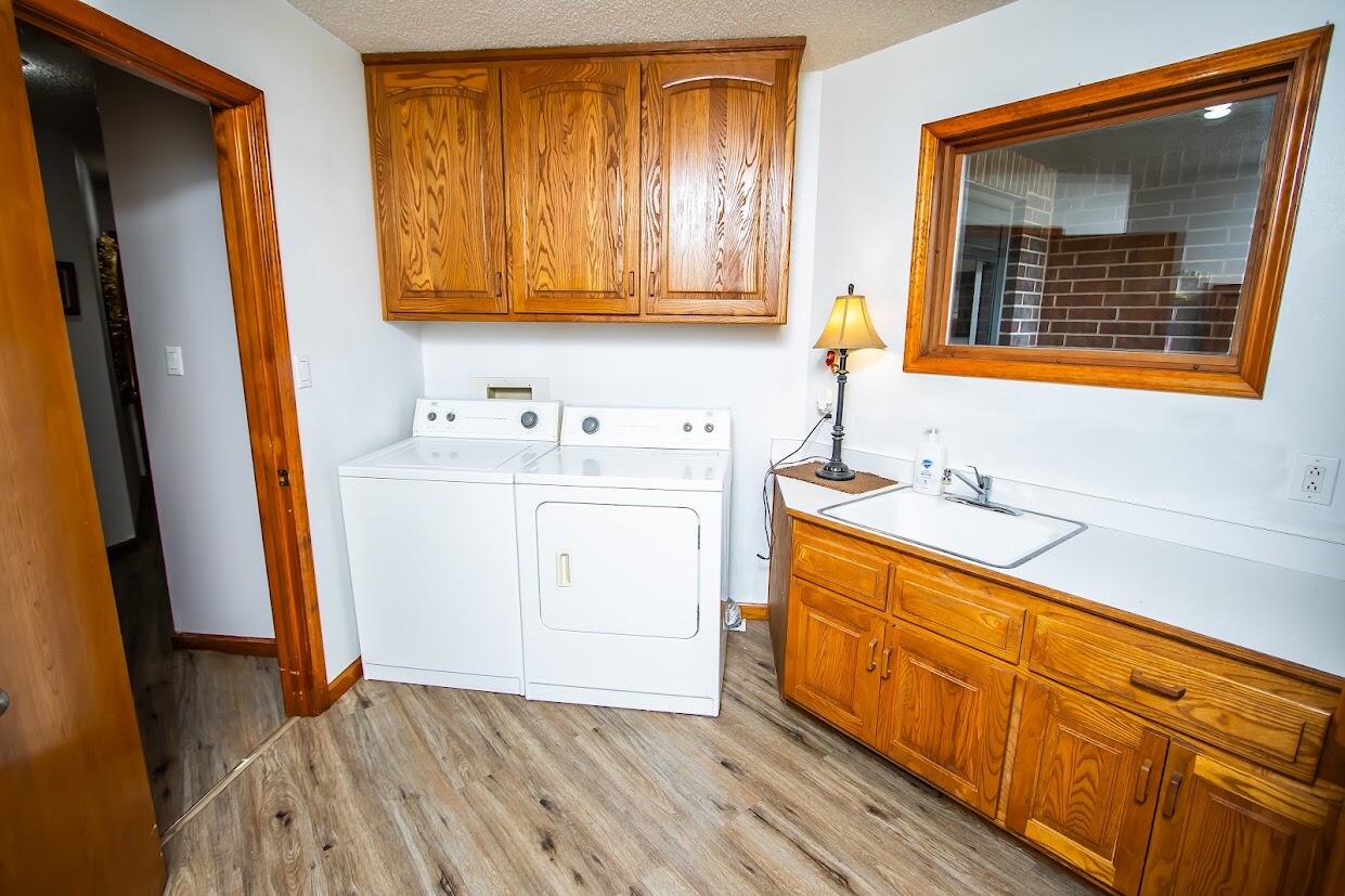 1002 South Hunt Road Property Photo 48