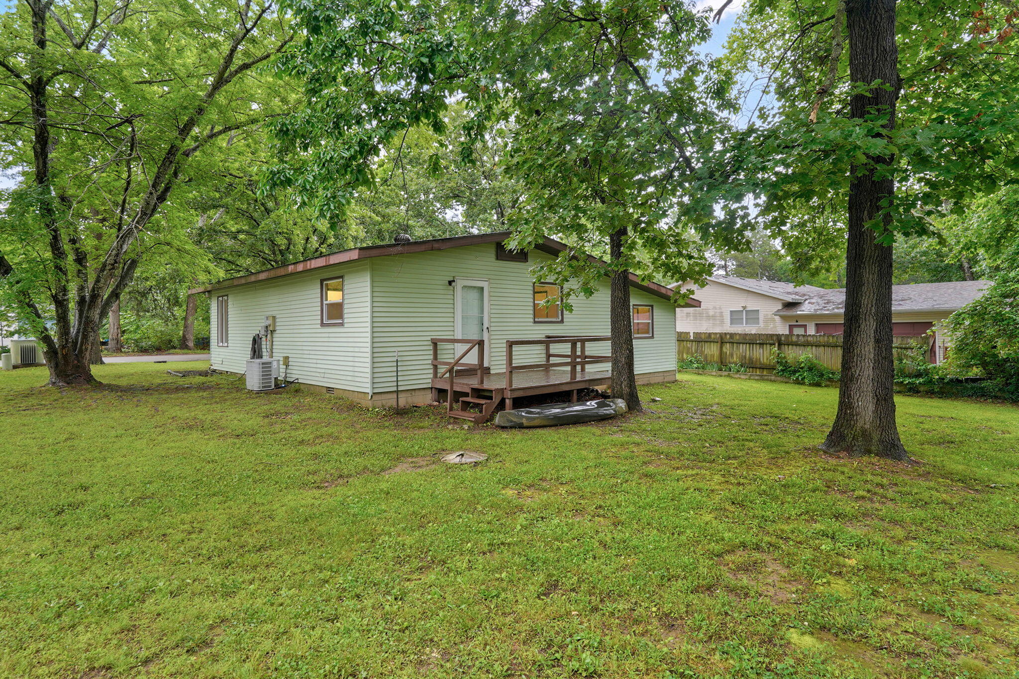 659 Knox Avenue Property Photo 29