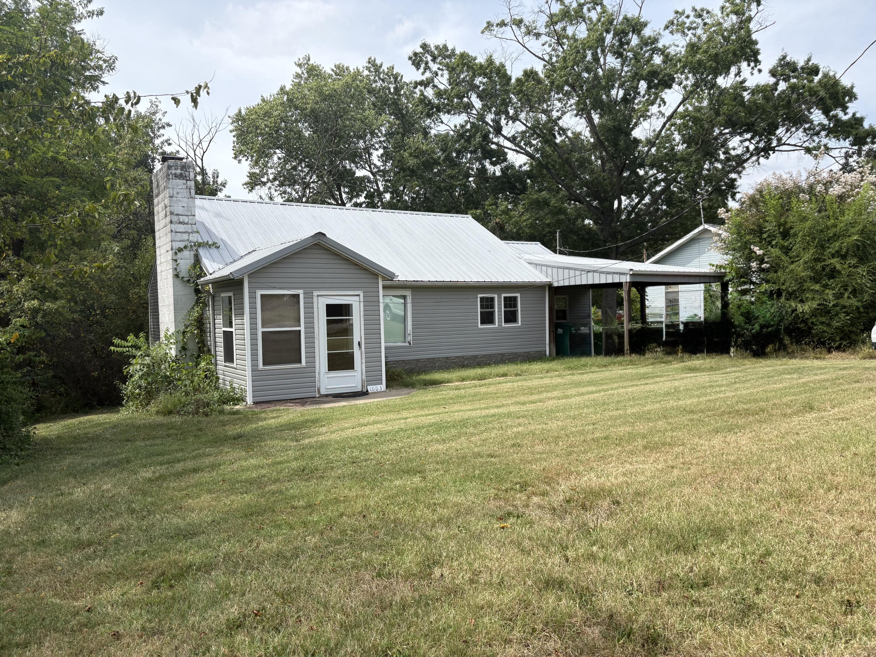 1003 Cedar Avenue Property Photo 1