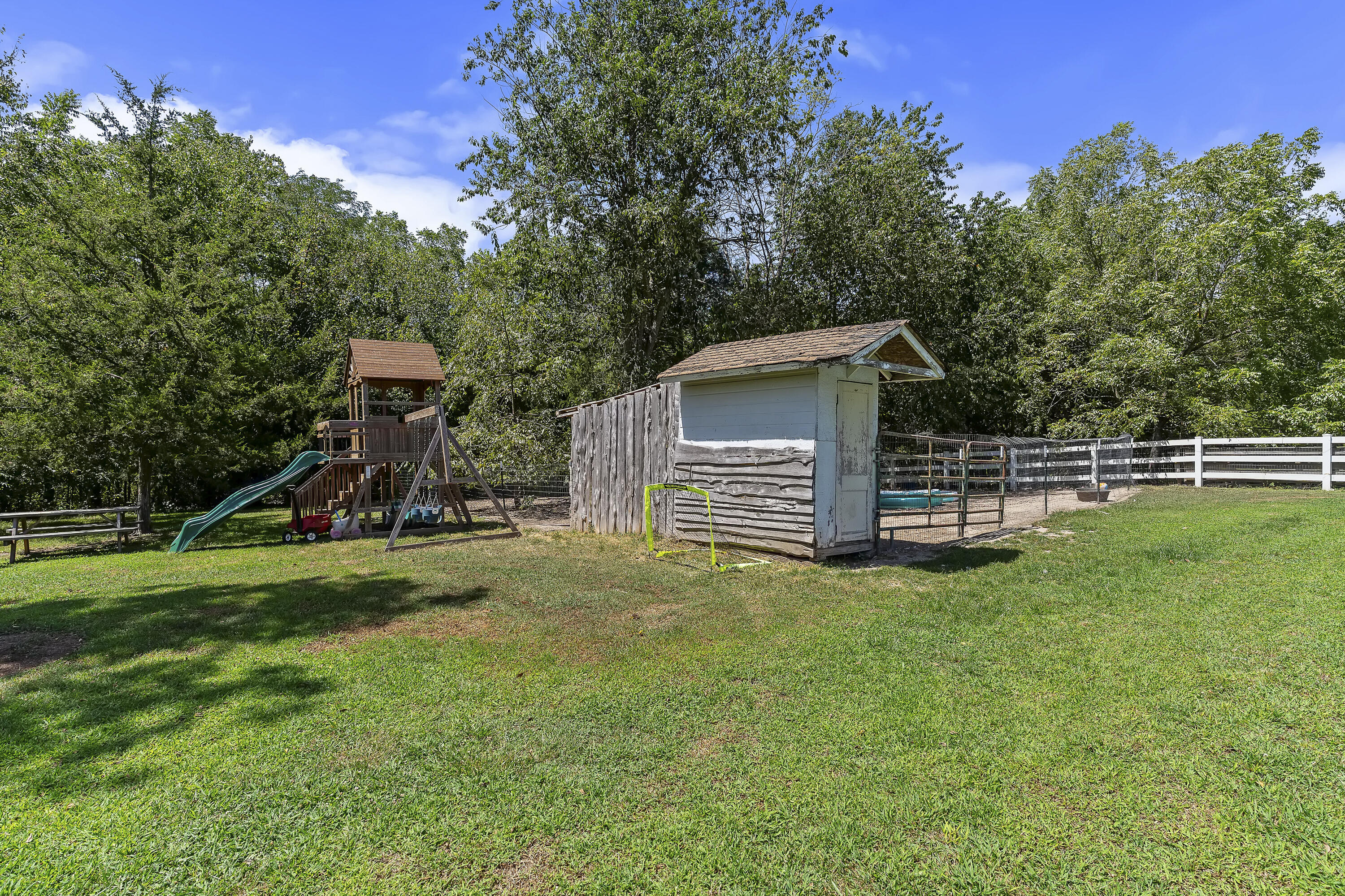 119 Jensen Road Property Photo 34