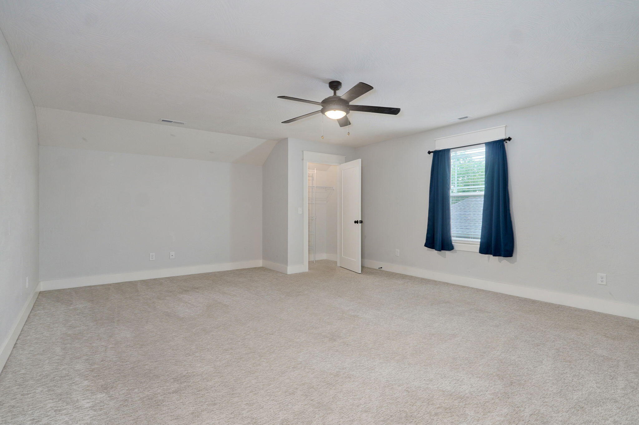 855 East Ashford Avenue Property Photo 33