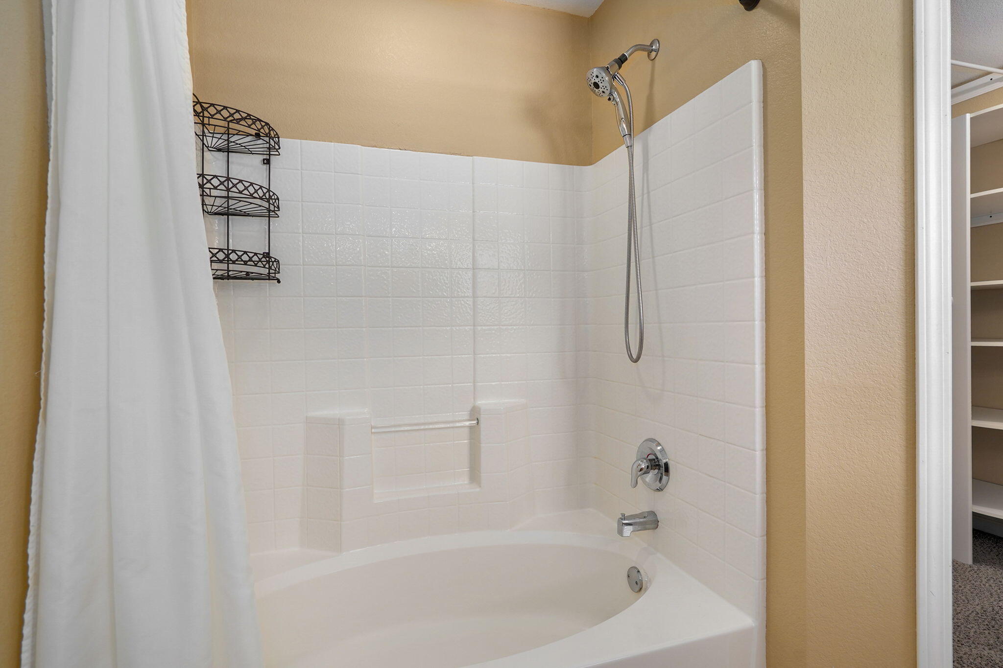 10720 Lawrence 1170 Property Photo 14