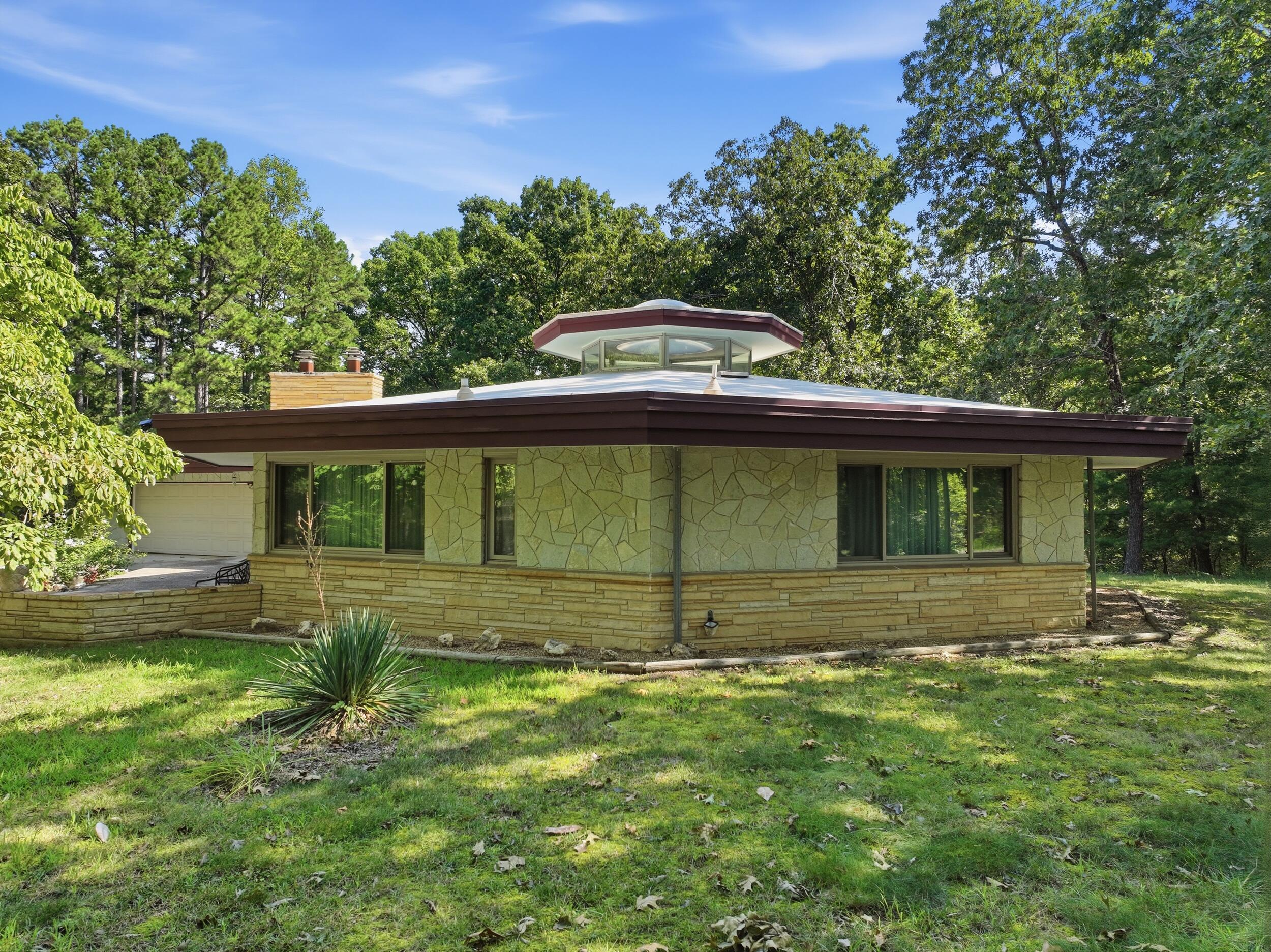 1300 County Road 6170 Property Photo 3