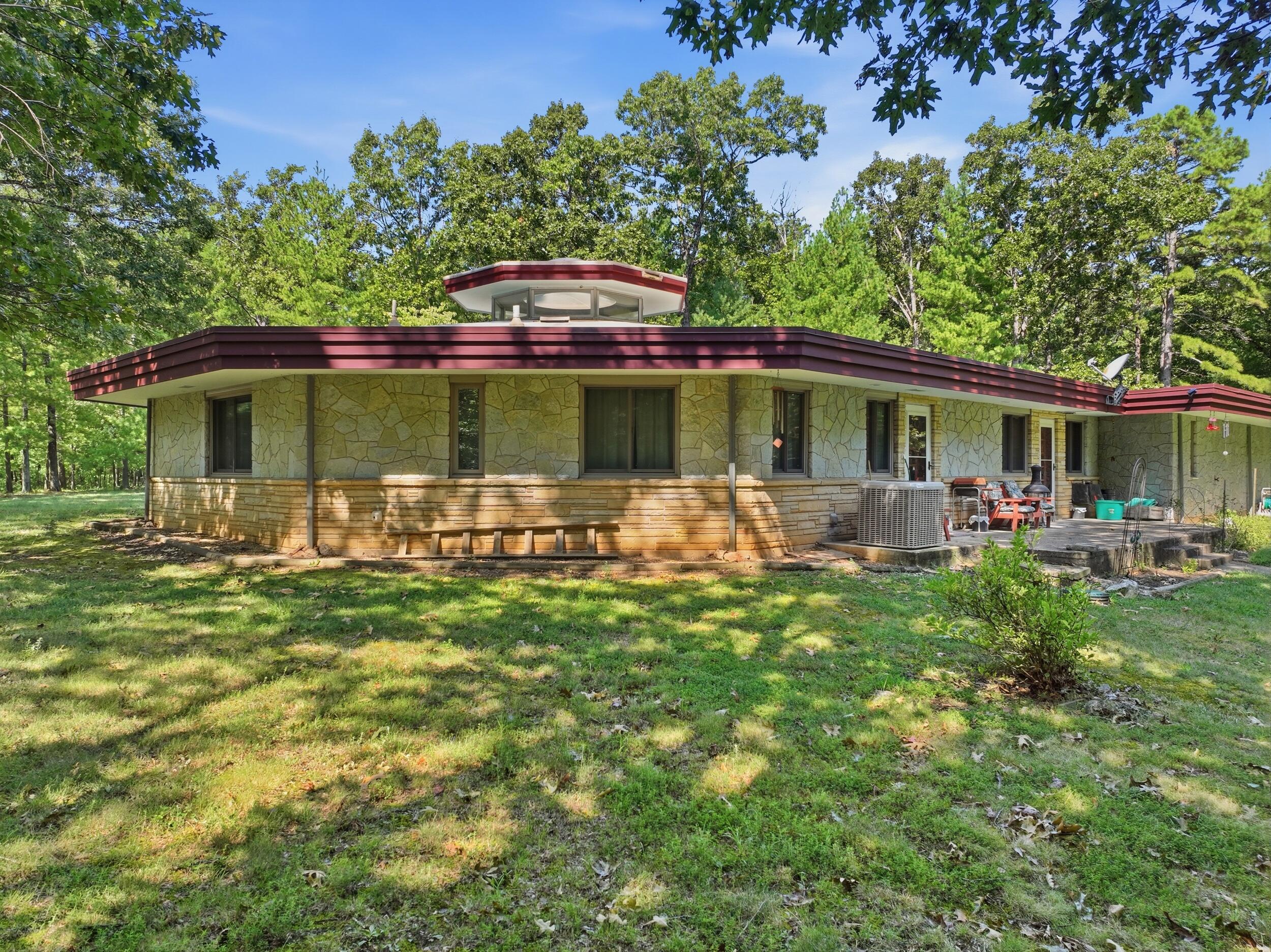 1300 County Road 6170 Property Photo 4