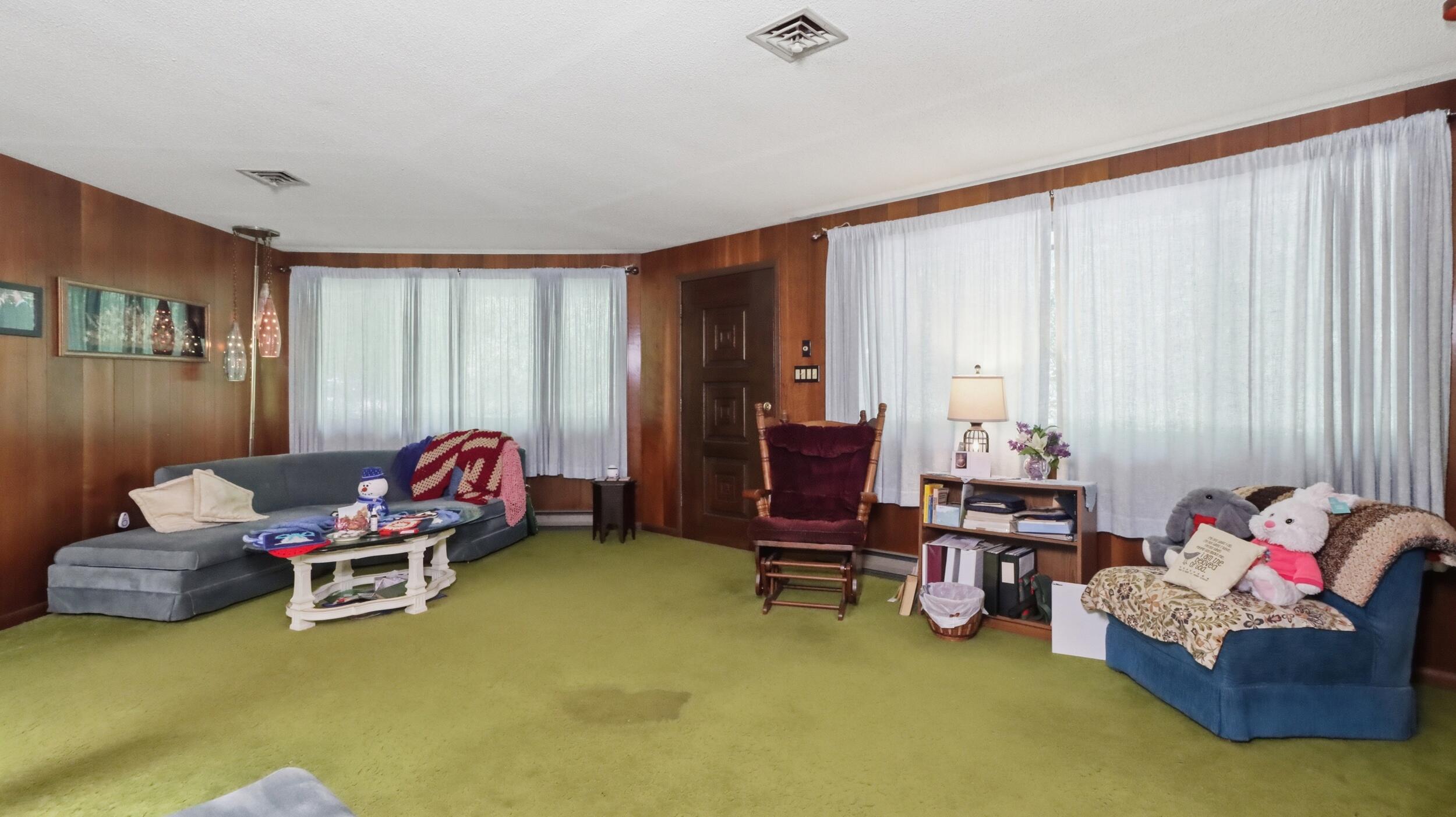 1300 County Road 6170 Property Photo 27