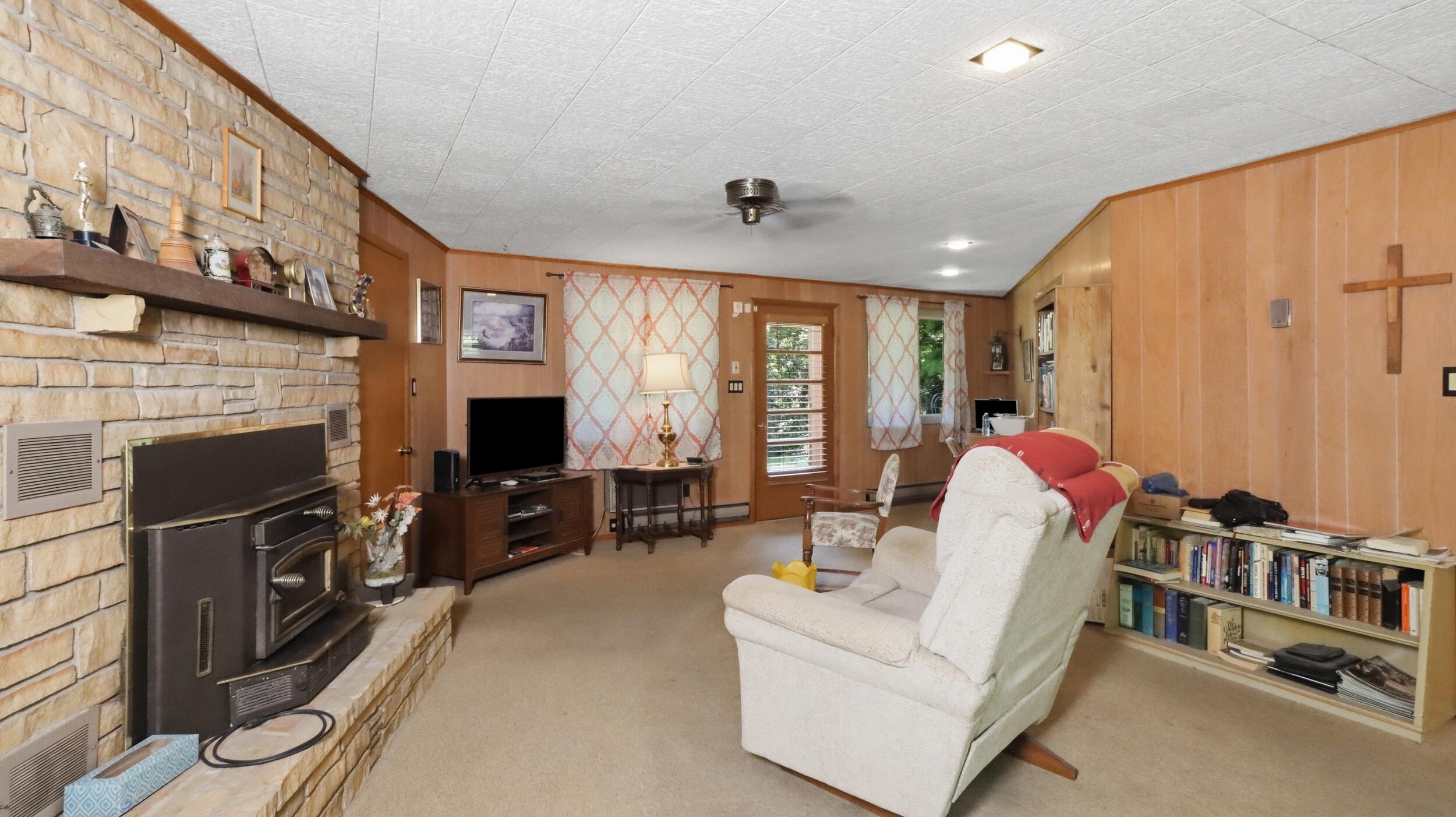 1300 County Road 6170 Property Photo 34
