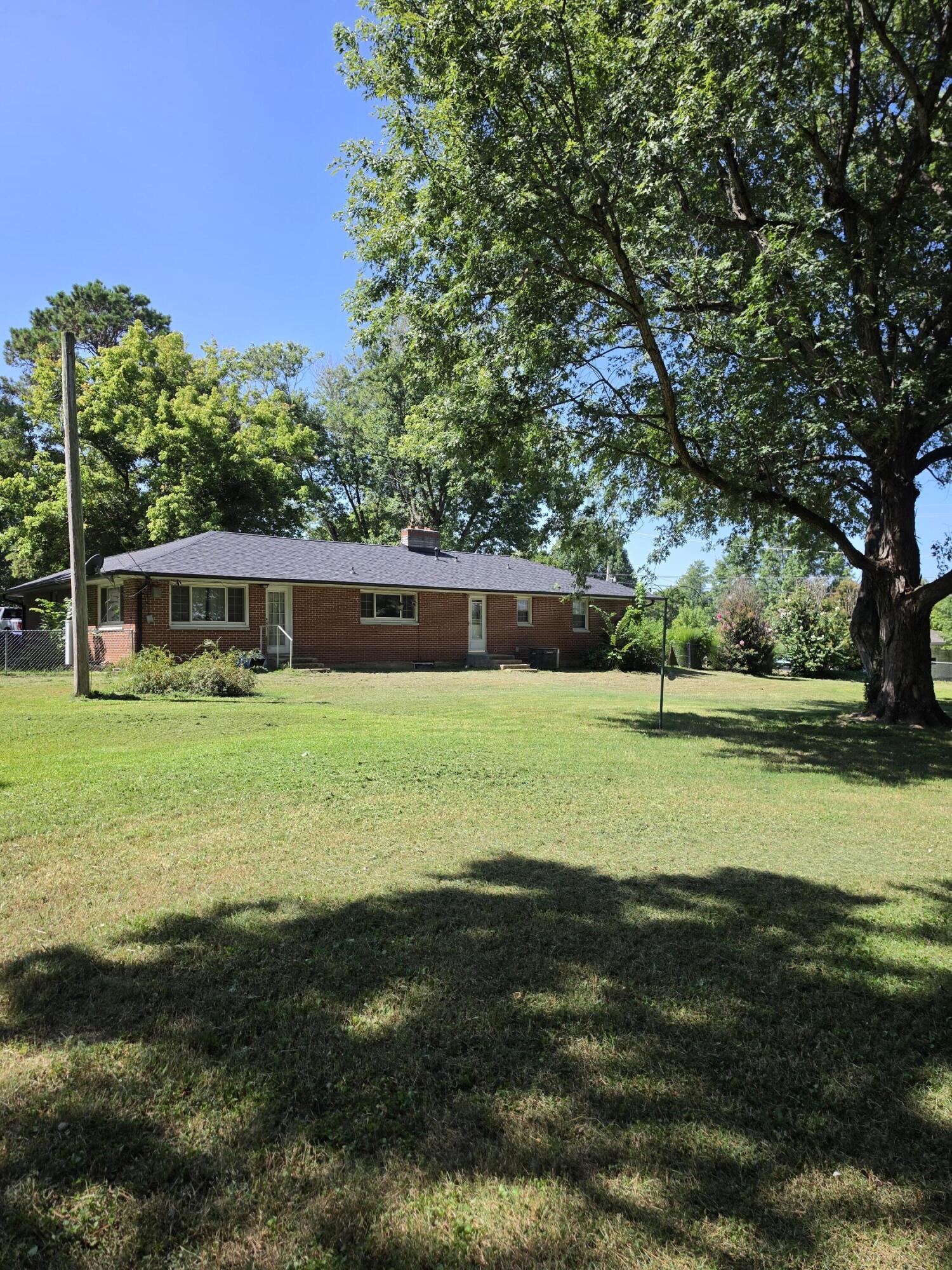200 North Maple Street Property Photo 11