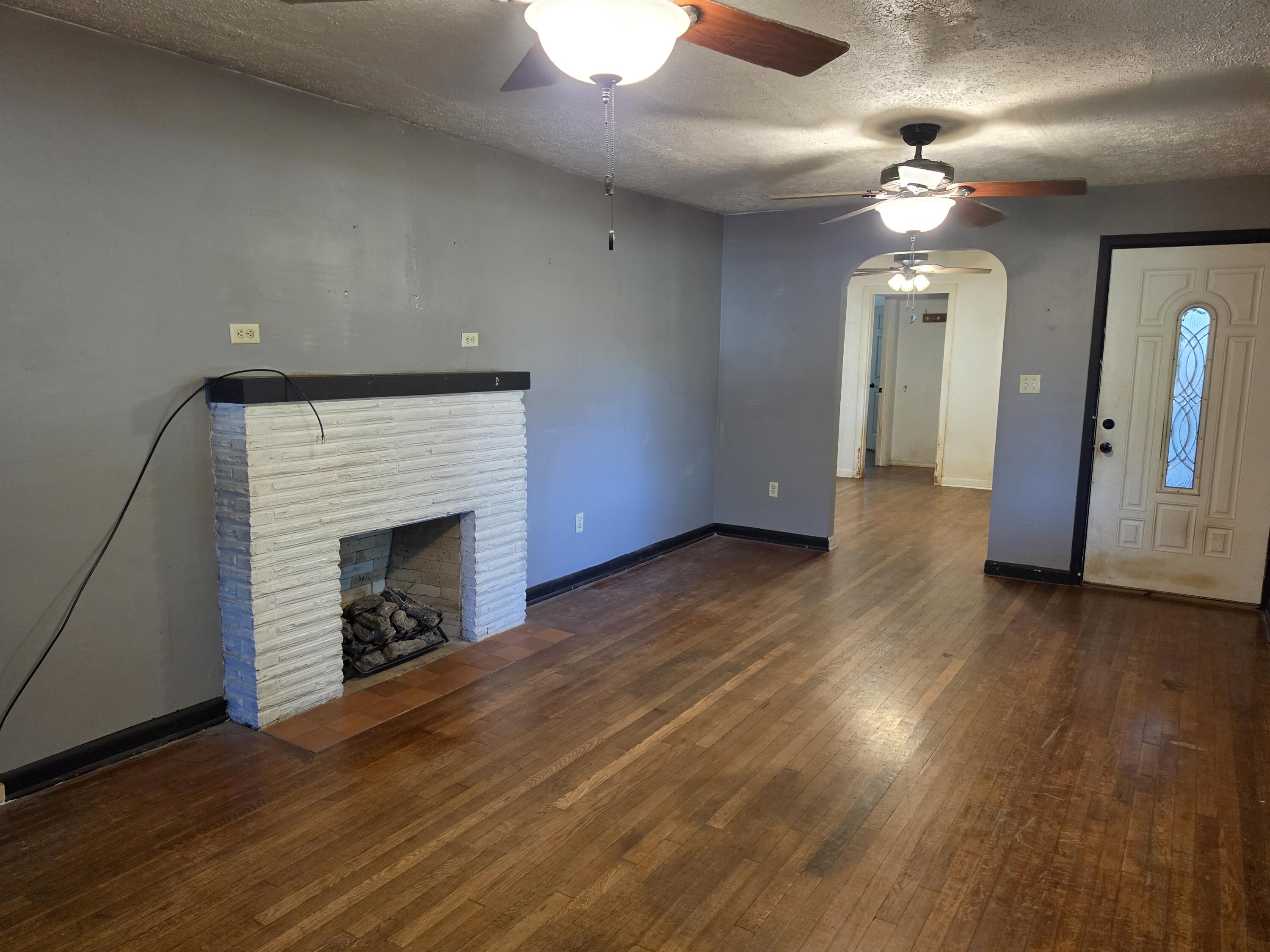 200 North Maple Street Property Photo 38