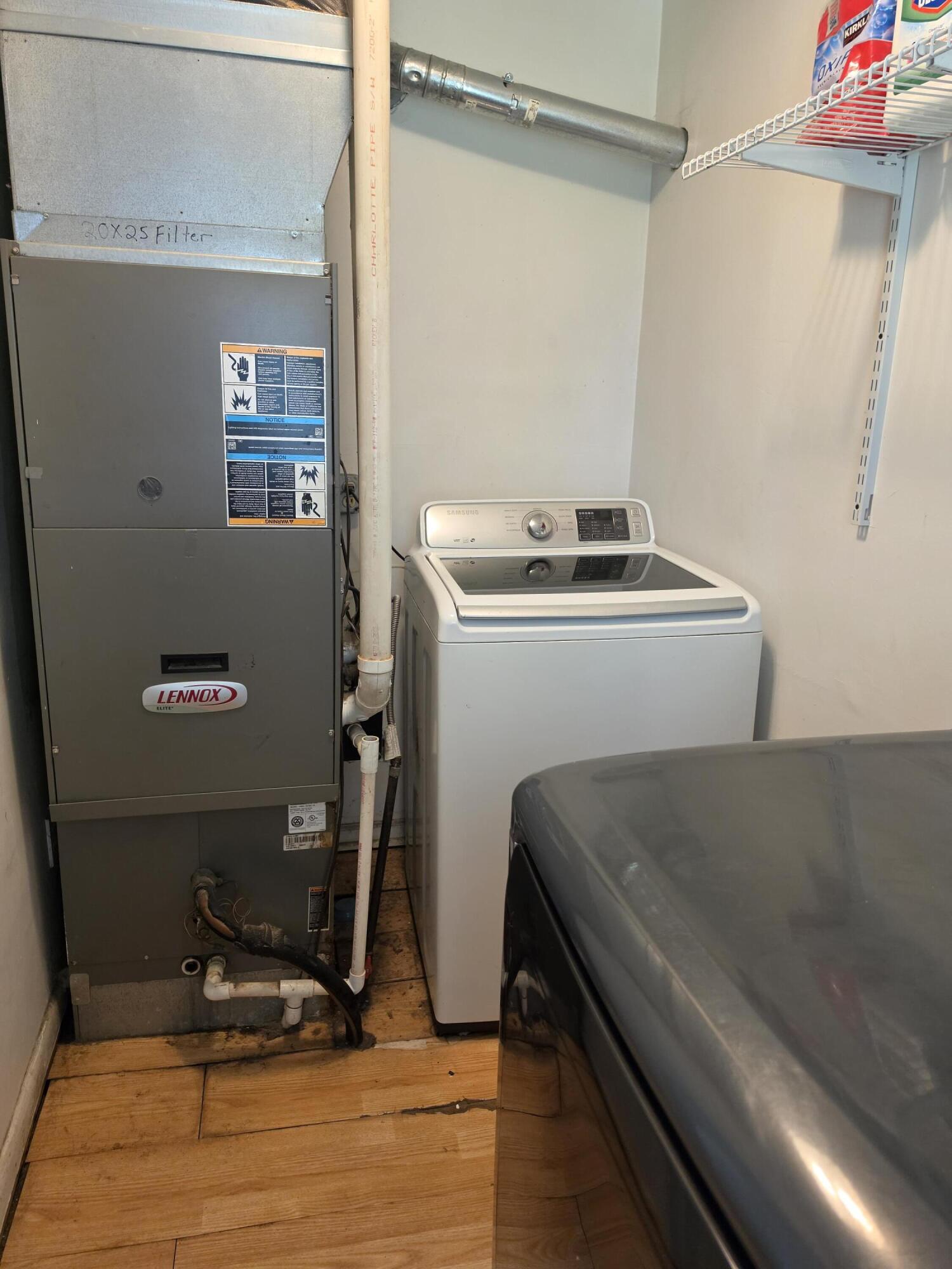 200 North Maple Street Property Photo 48