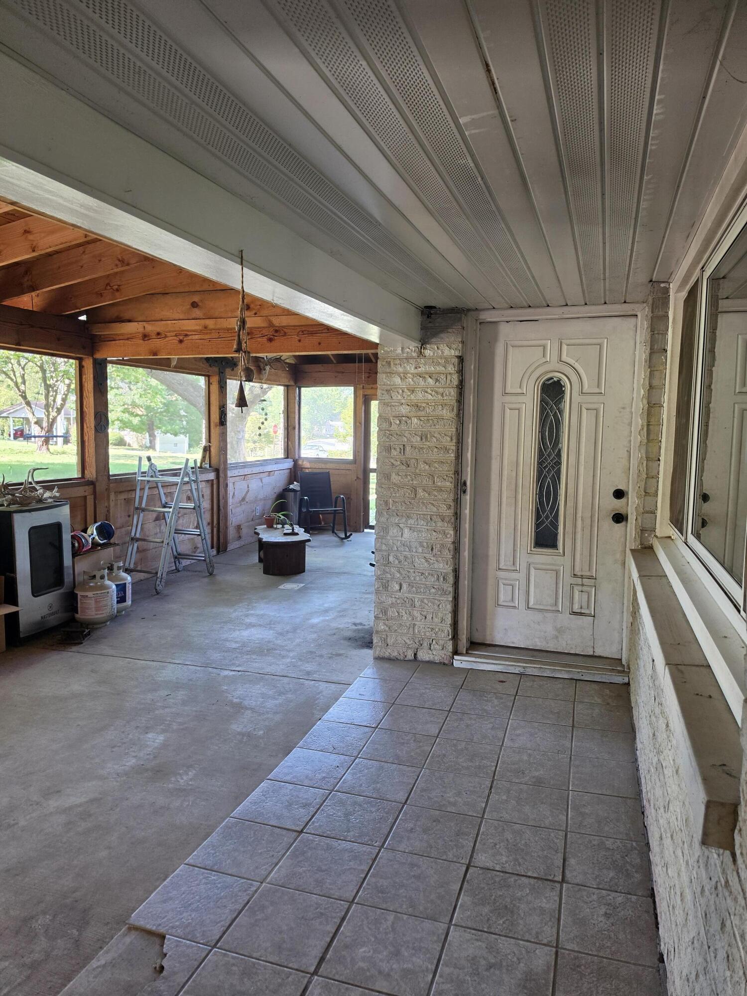200 North Maple Street Property Photo 51