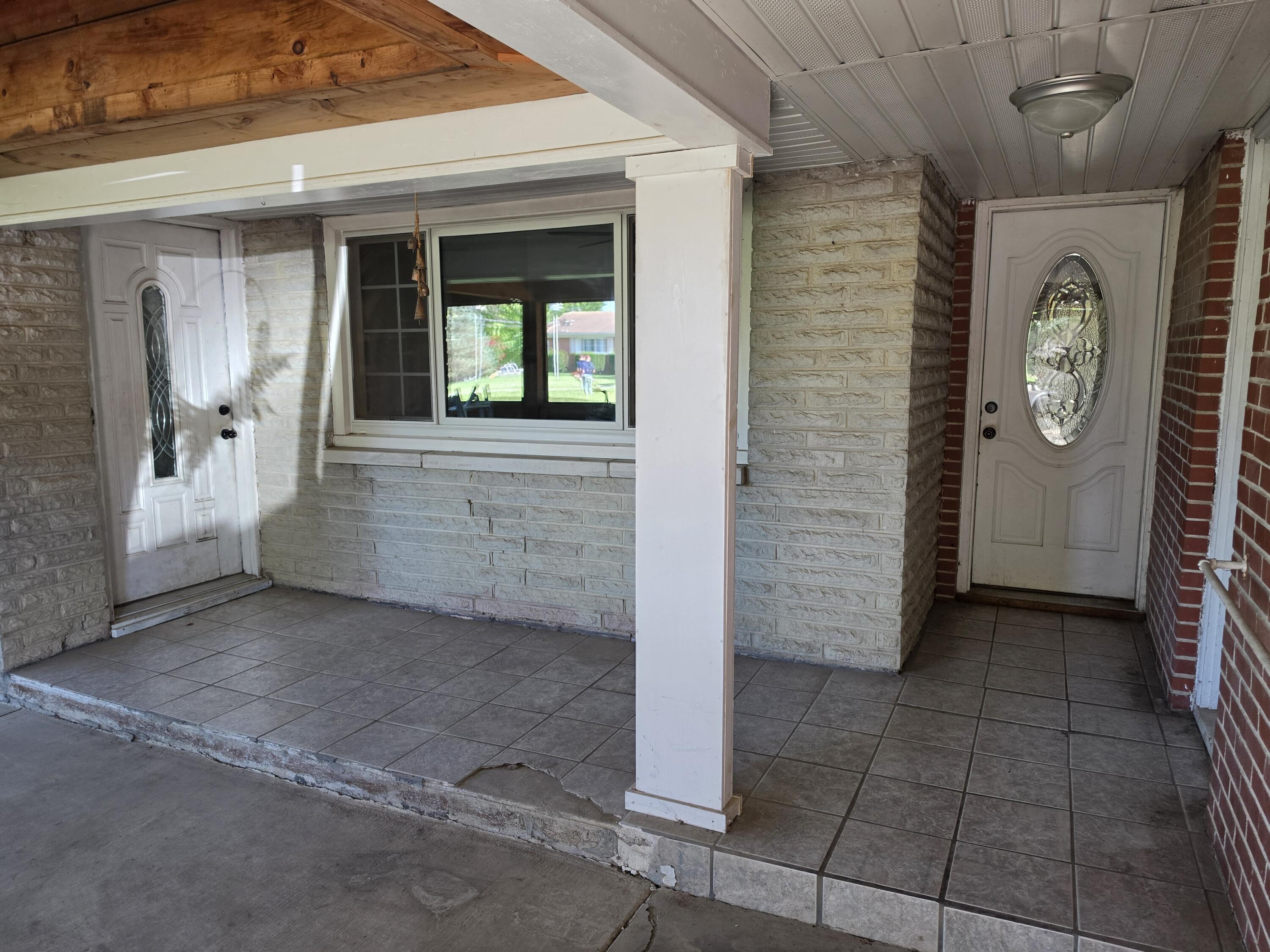 200 North Maple Street Property Photo 53