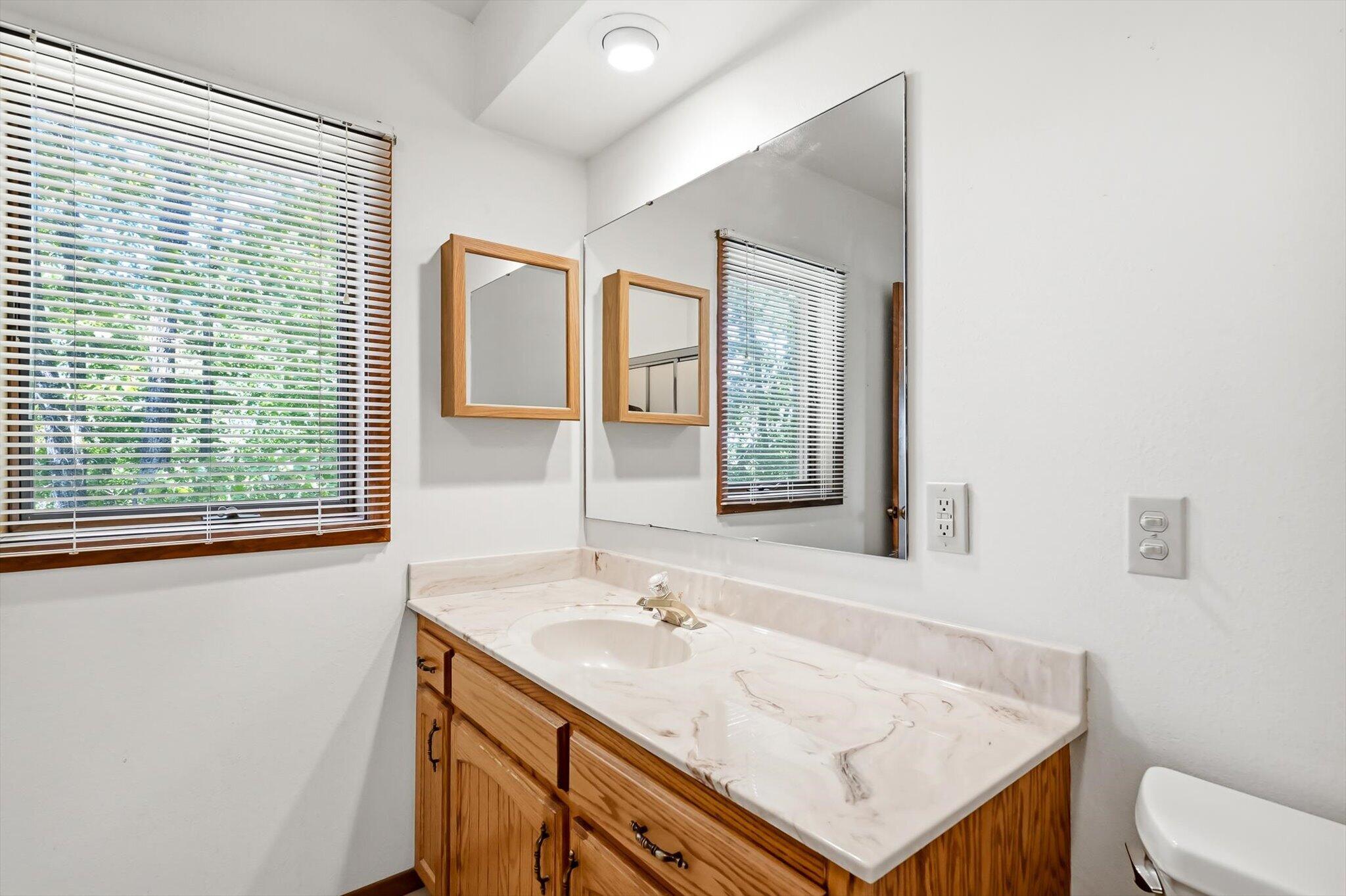 136 Oak Forest Circle Property Photo 22