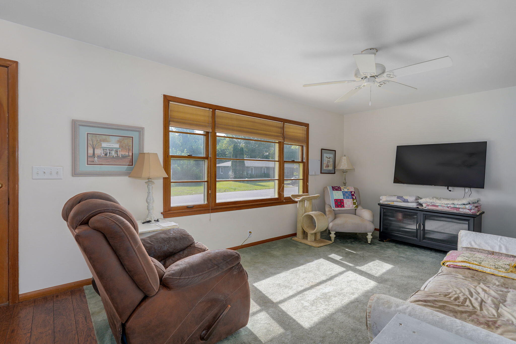 609 Seneker Avenue Property Photo 5