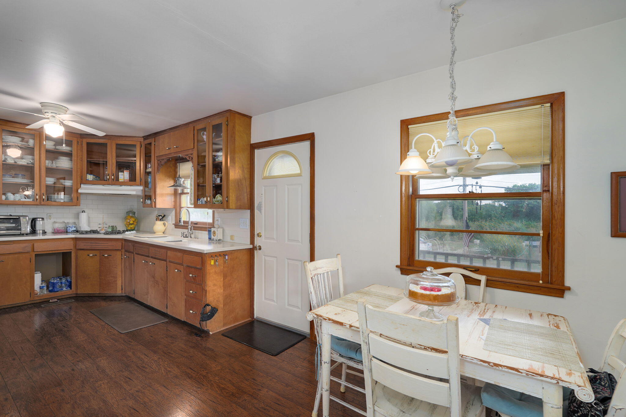 609 Seneker Avenue Property Photo 13