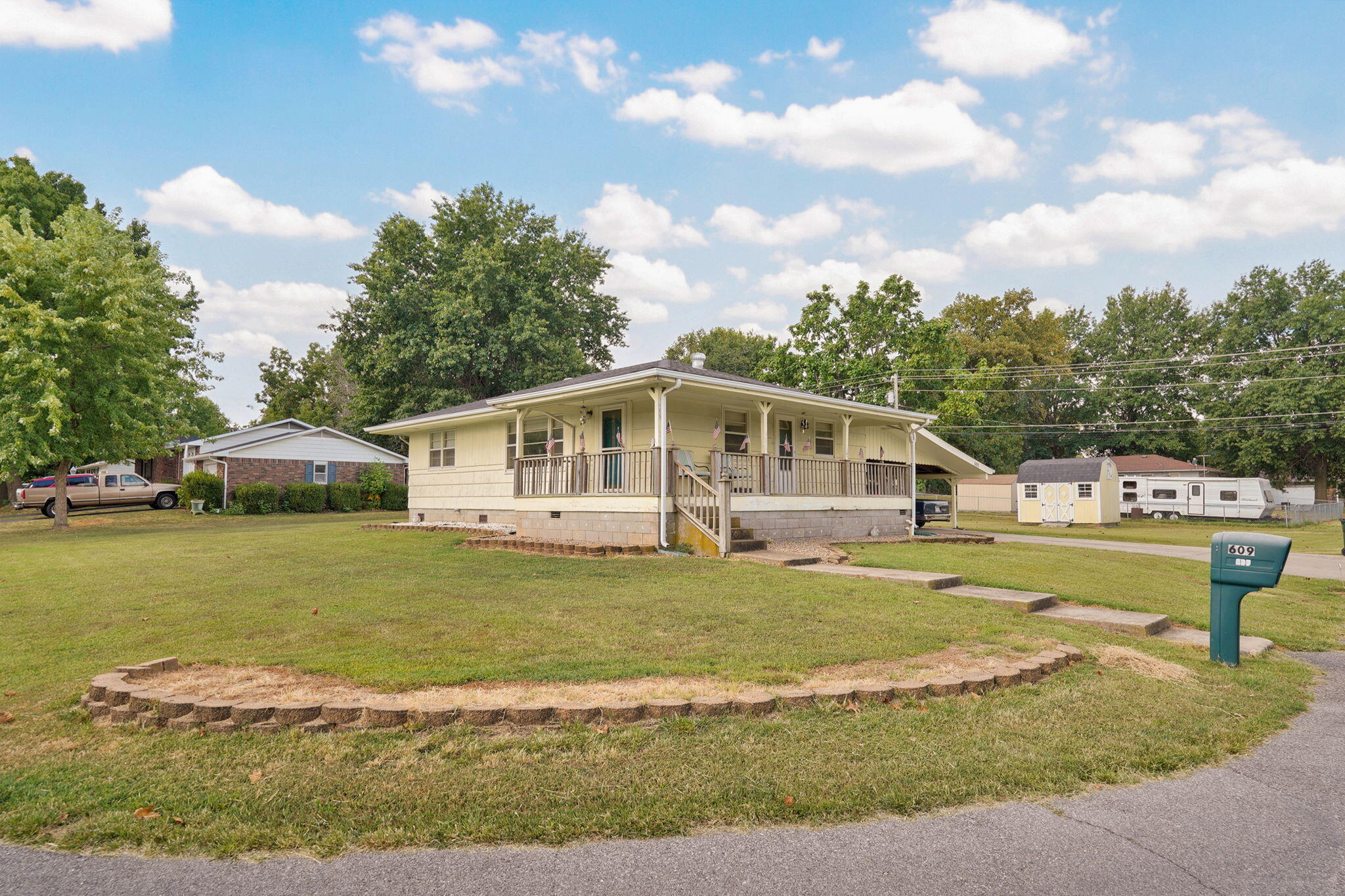 609 Seneker Avenue Property Photo 25