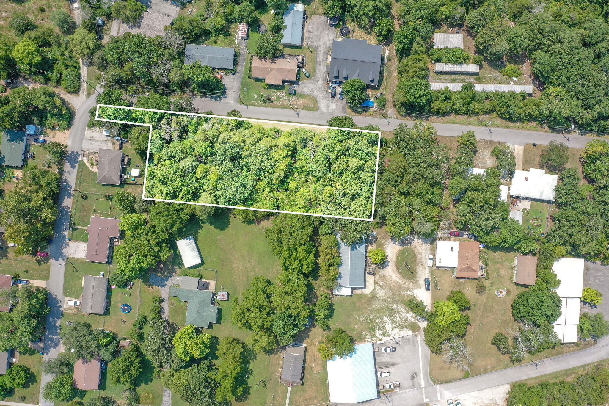 000 Kays Lane Property Photo 2