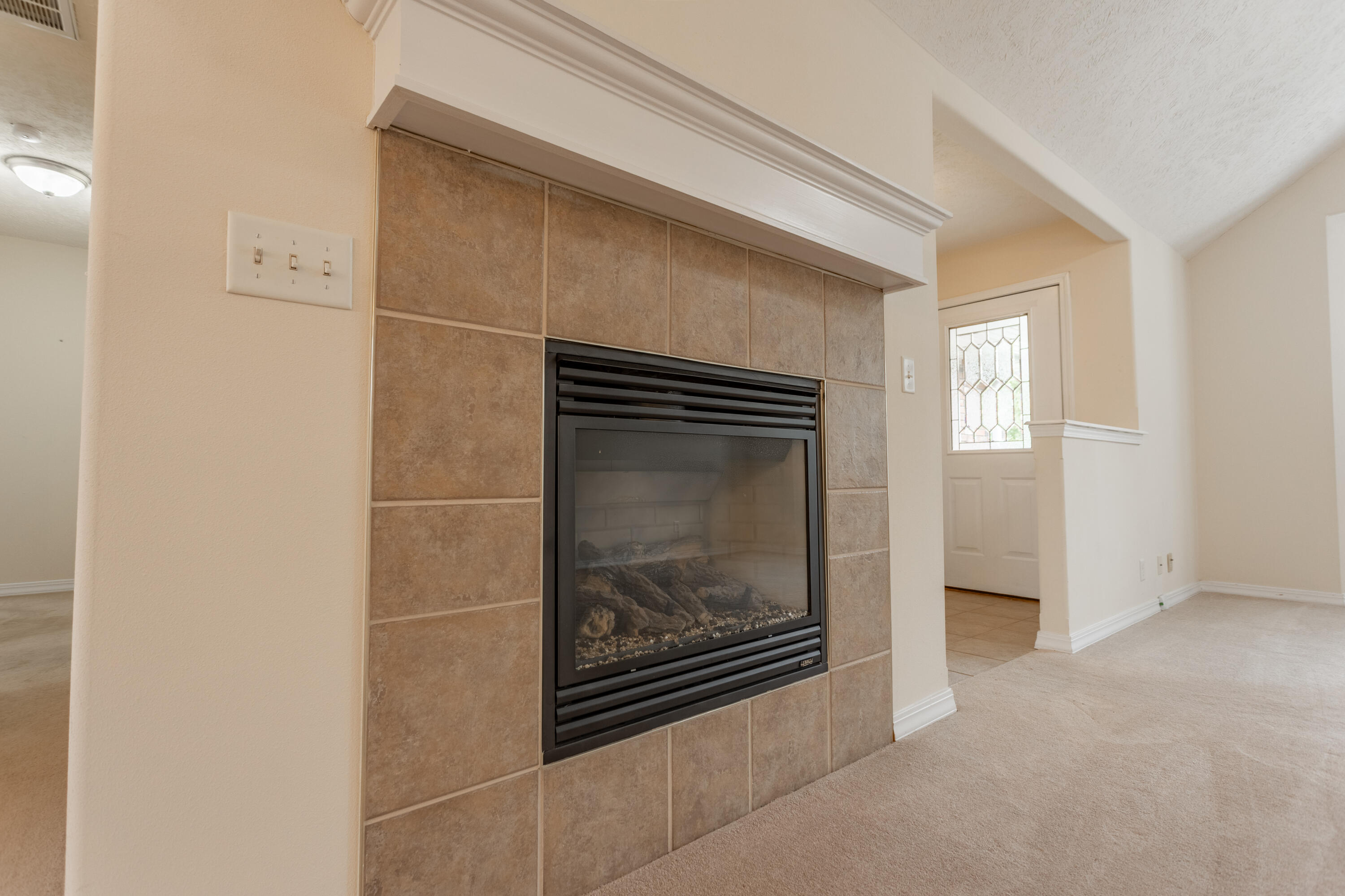 2226 East Kathryn Drive Property Photo 11