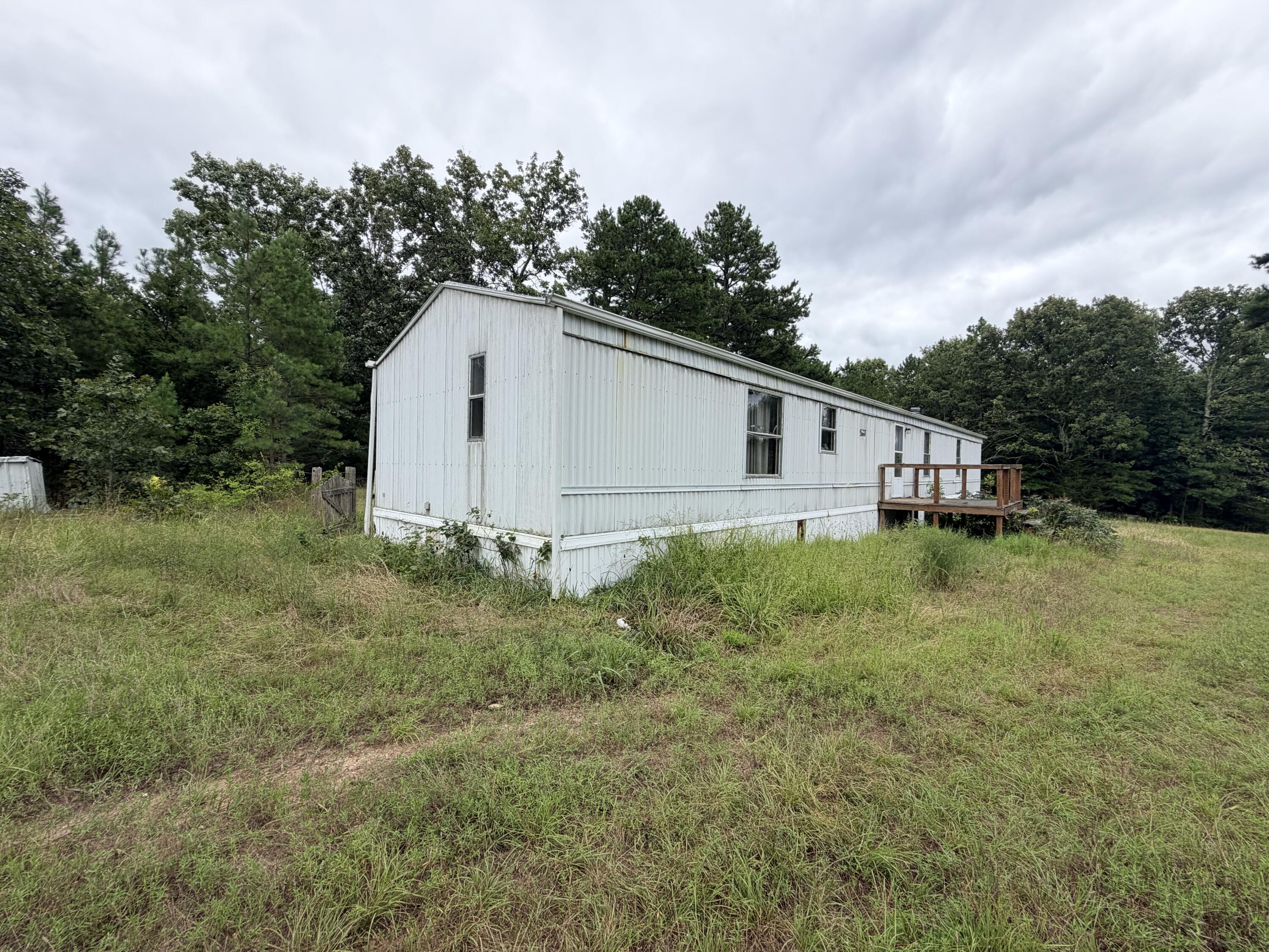 5938 Cr-585 Property Photo 2