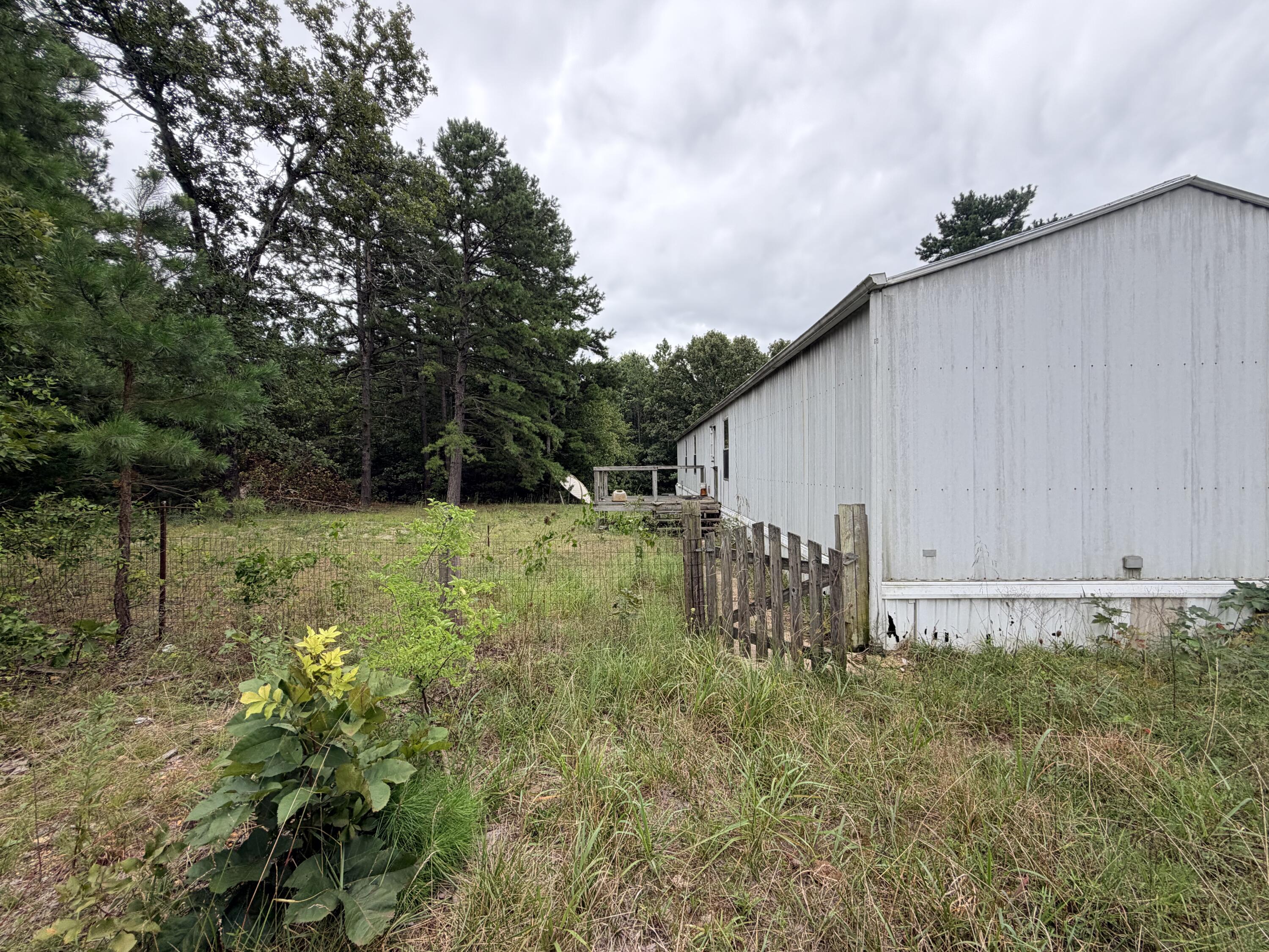 5938 Cr-585 Property Photo 3