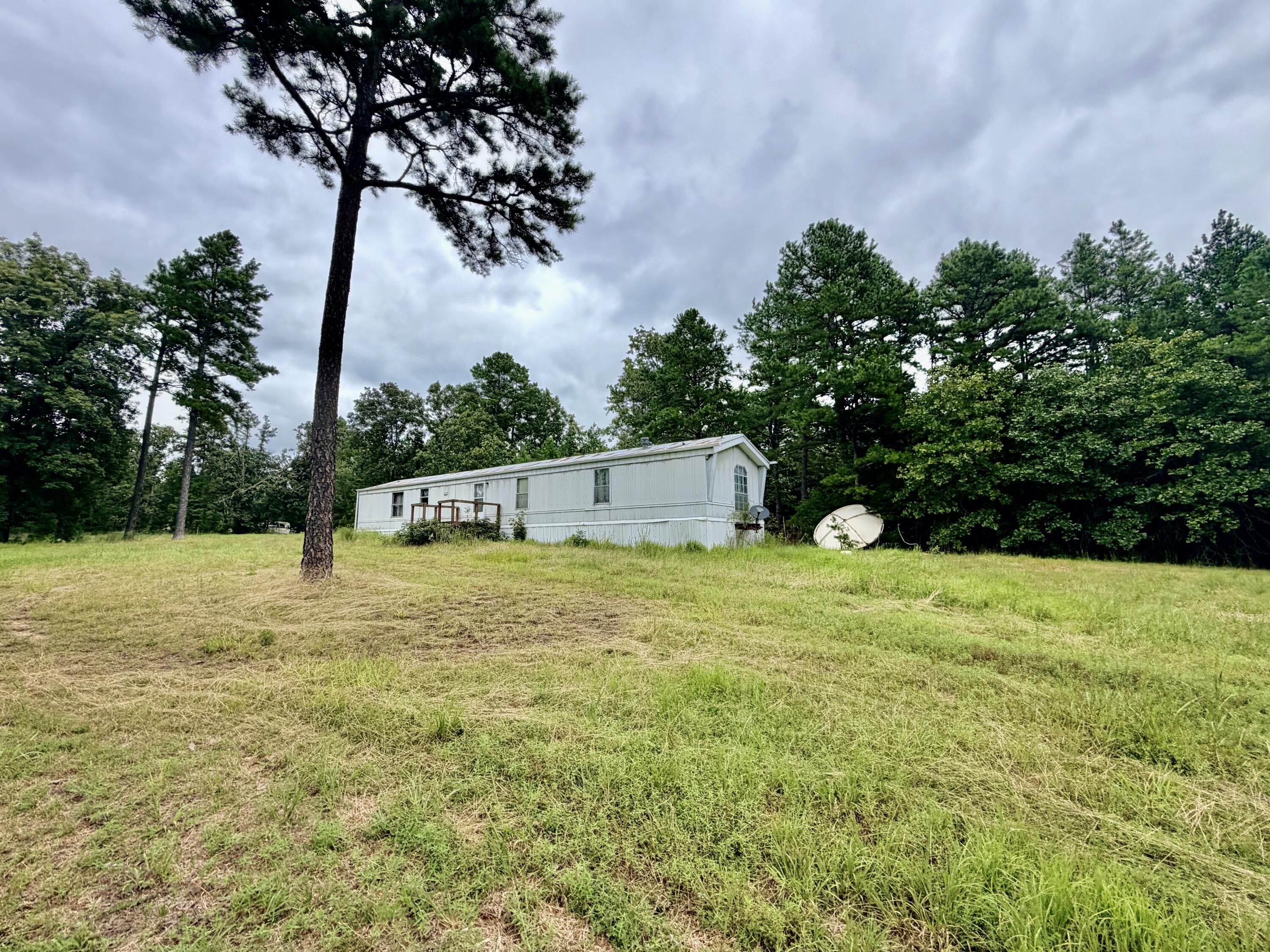 5938 Cr-585 Property Photo 6