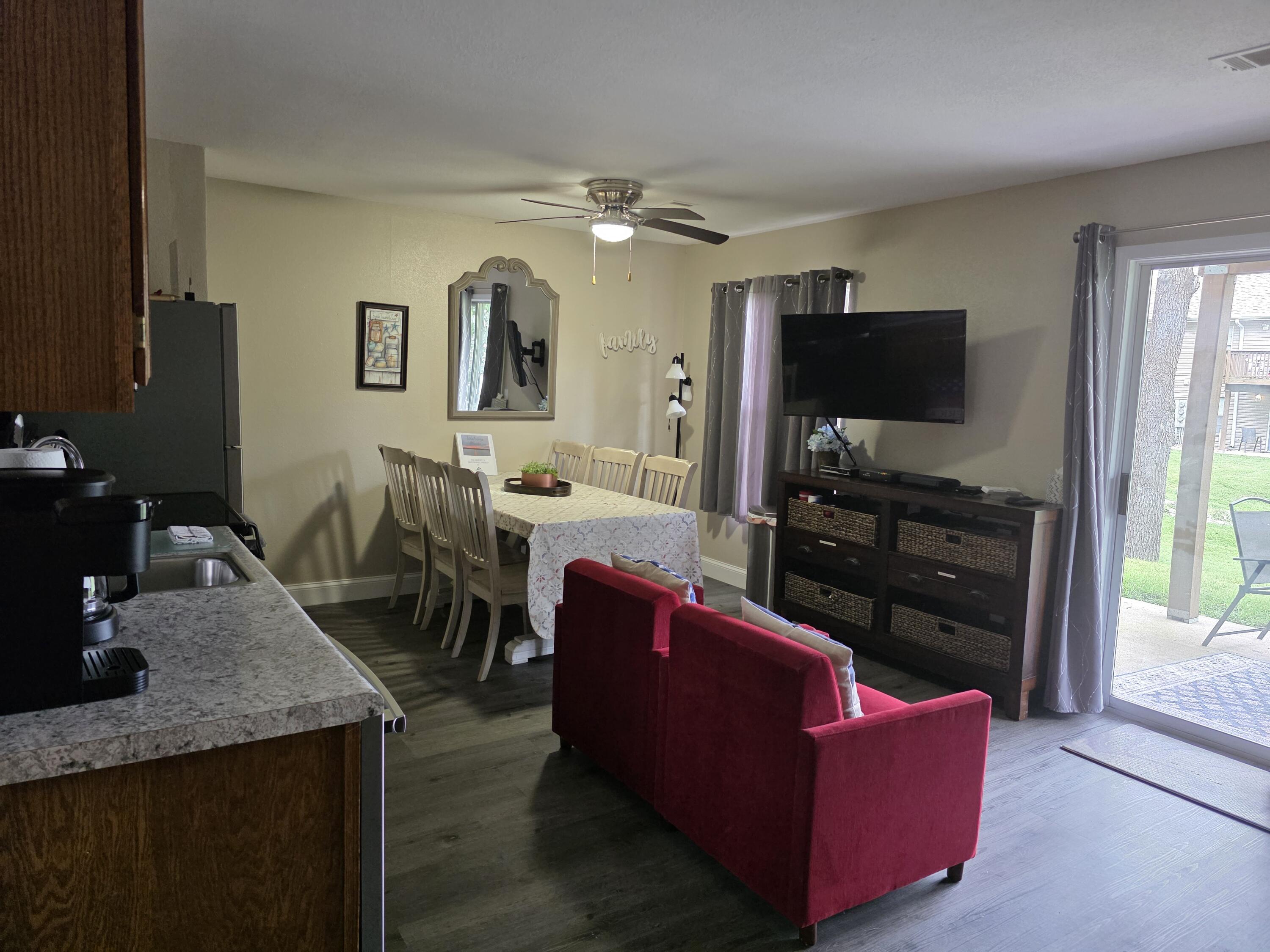 25 Fall Creek Trail Apt 5 Property Photo 4