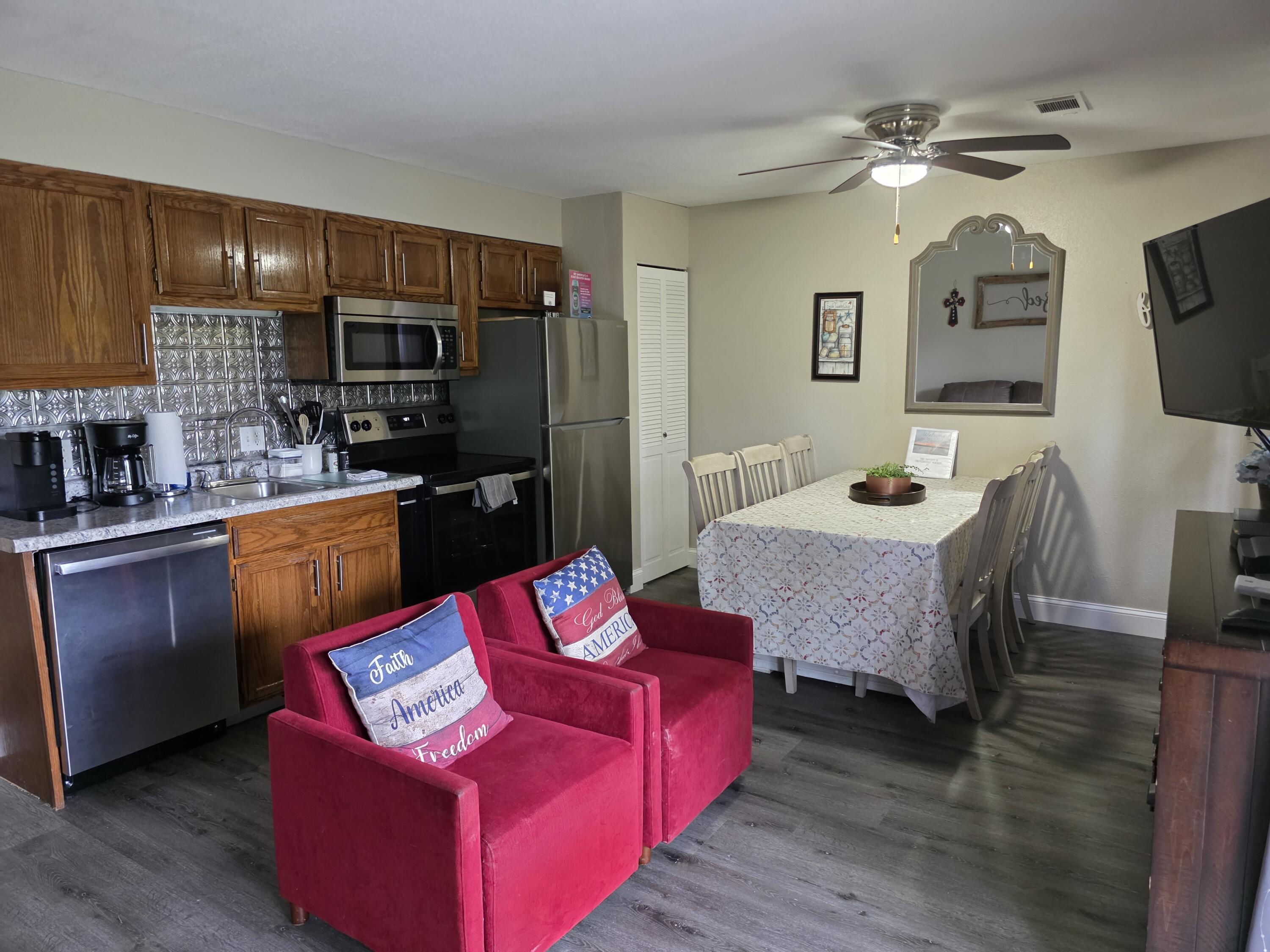 25 Fall Creek Trail Apt 5 Property Photo 5