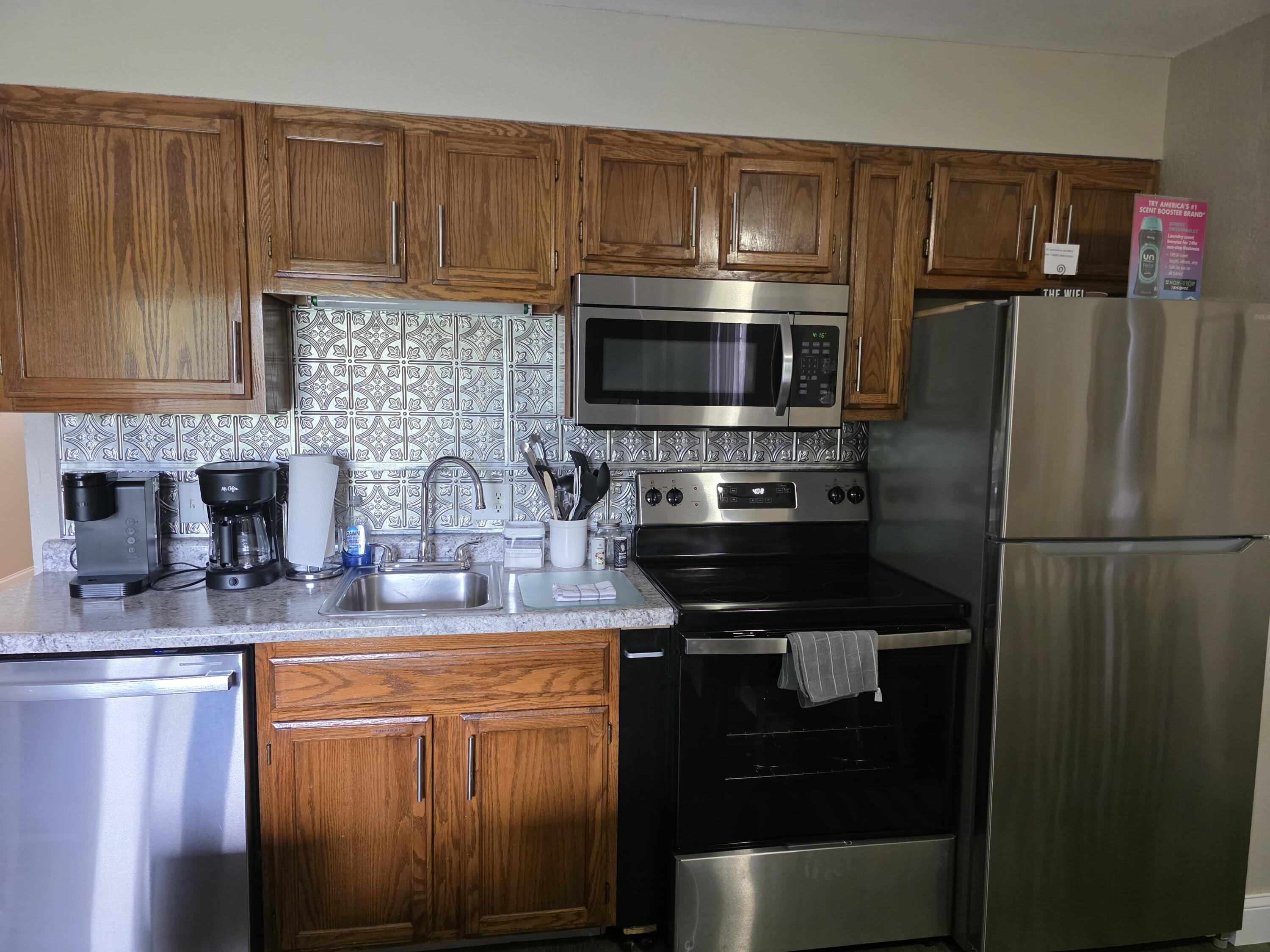 25 Fall Creek Trail Apt 5 Property Photo 6