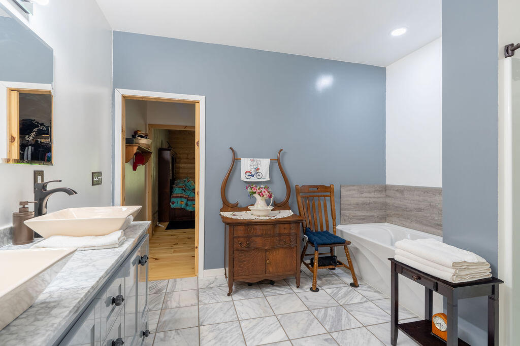 53 Veazey Drive Property Photo 13