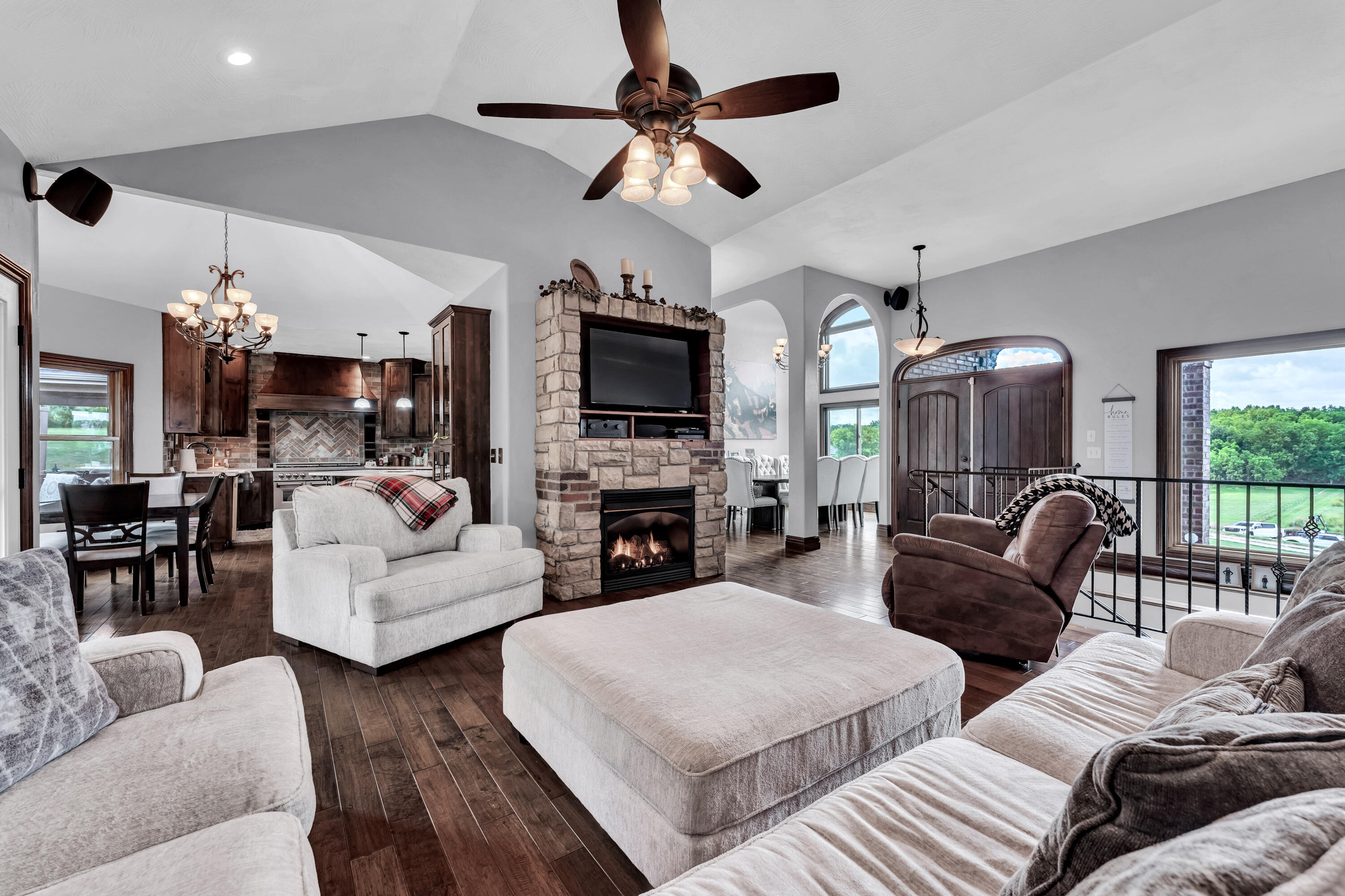 11423 Benjamin Property Photo 14