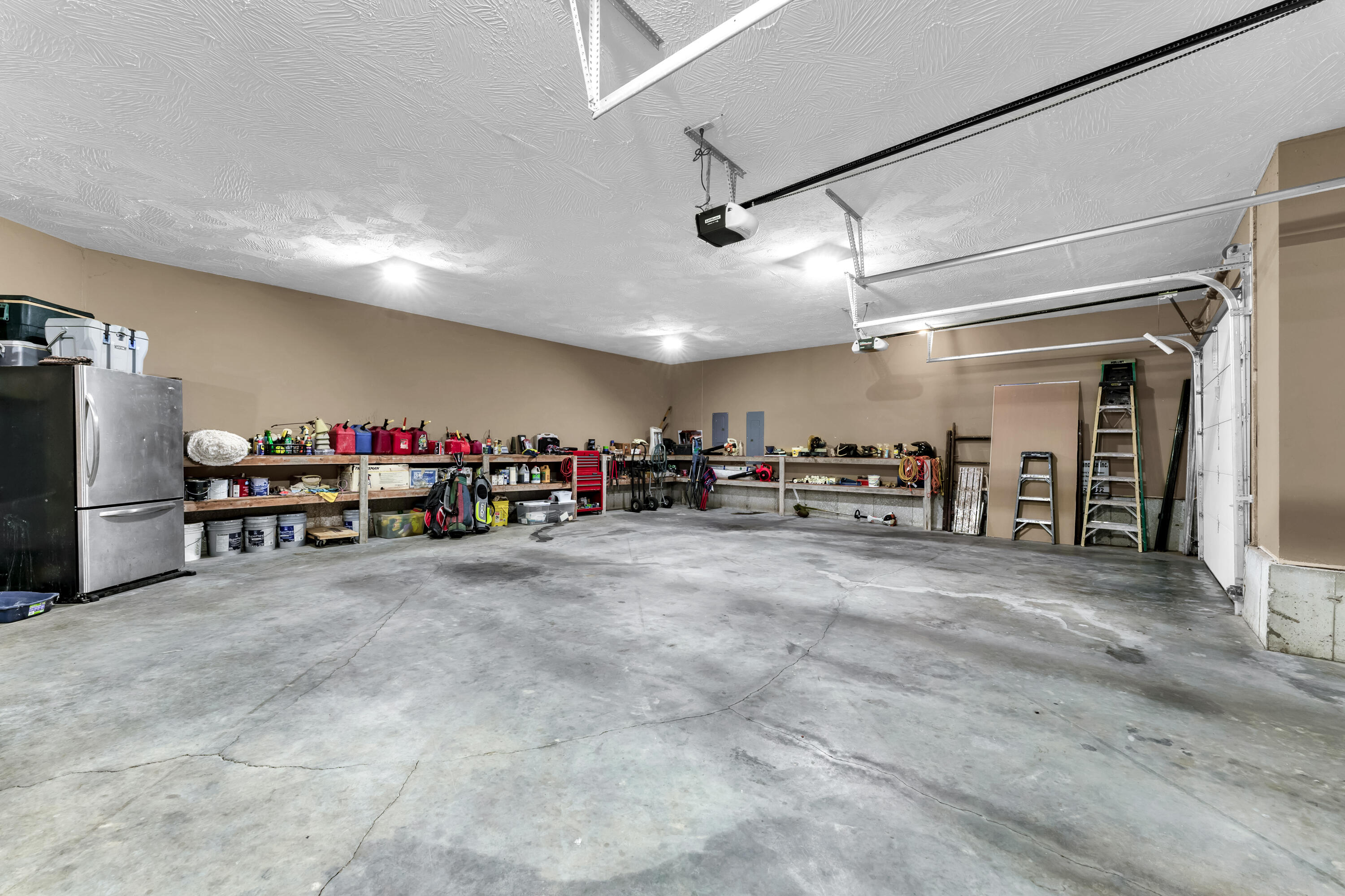 11423 Benjamin Property Photo 30