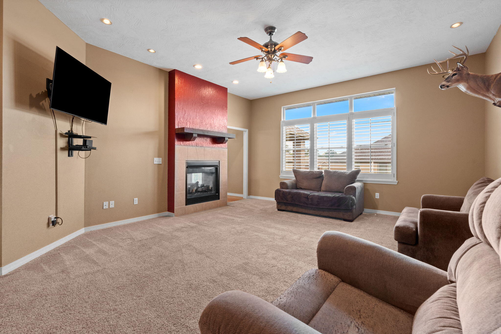 424 Columbine Street Property Photo 5