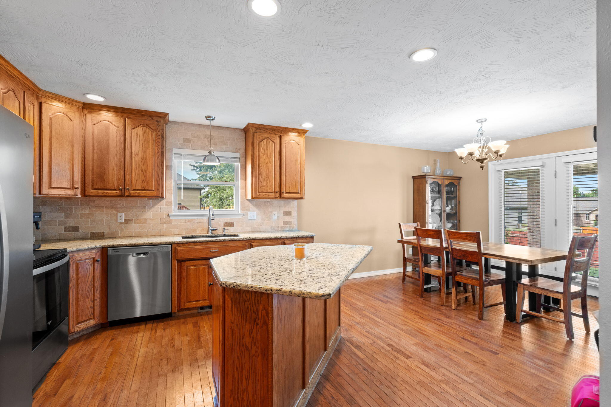 424 Columbine Street Property Photo 8