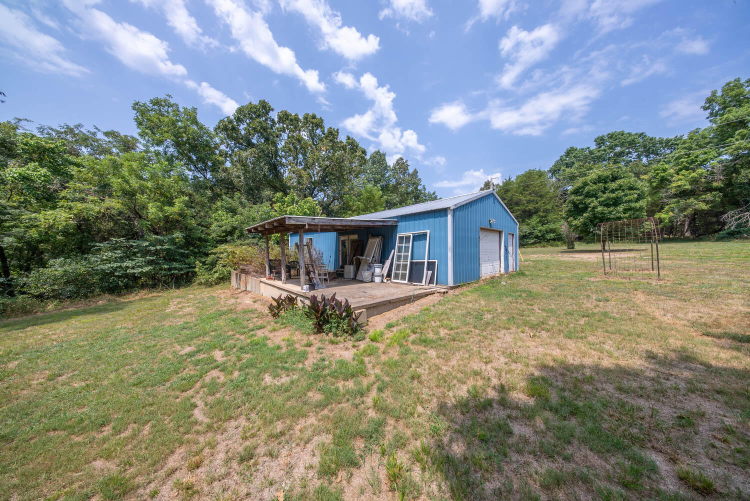 284 Hoot Owl Lane Property Photo 32