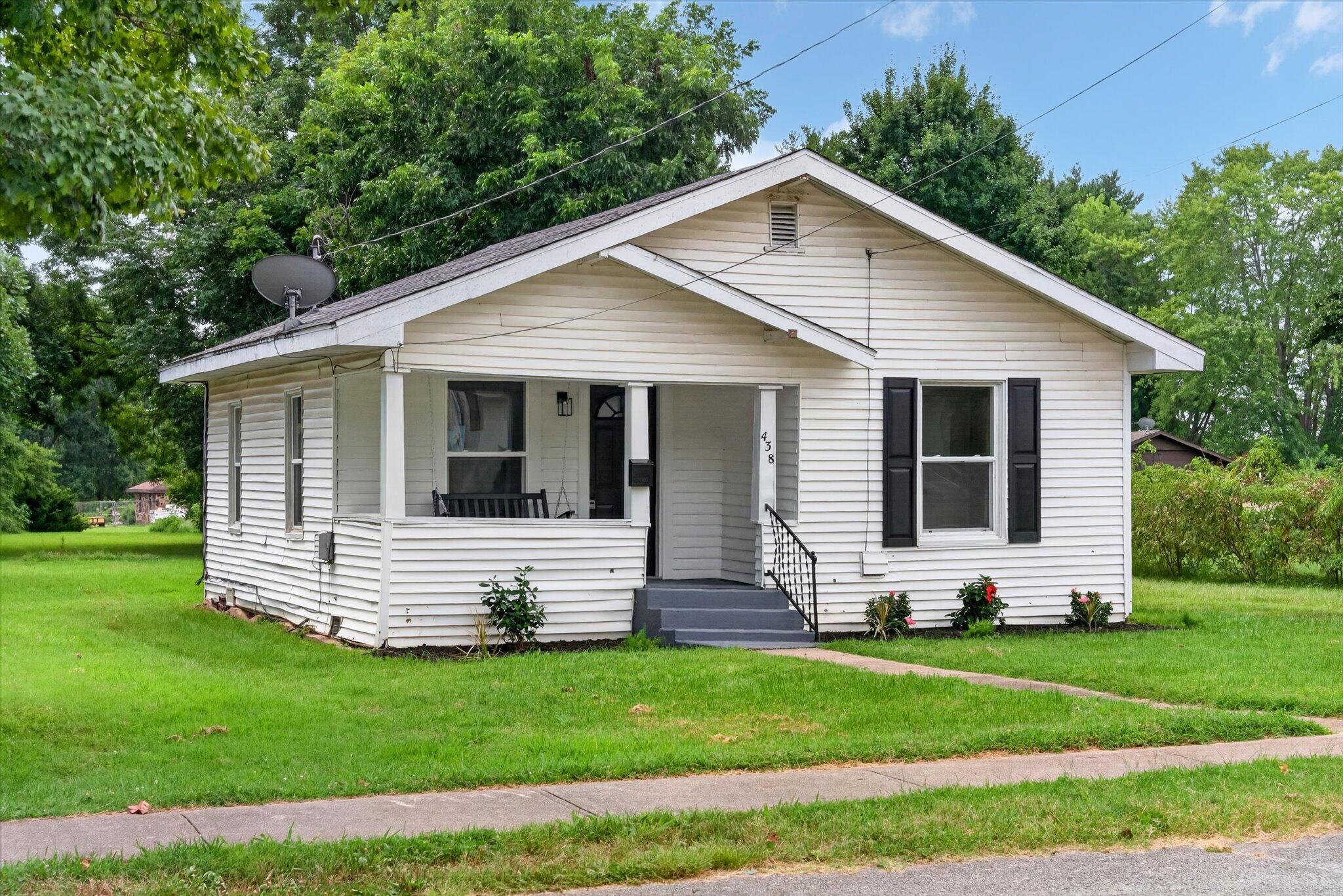 438 Lucas Street Property Photo 1