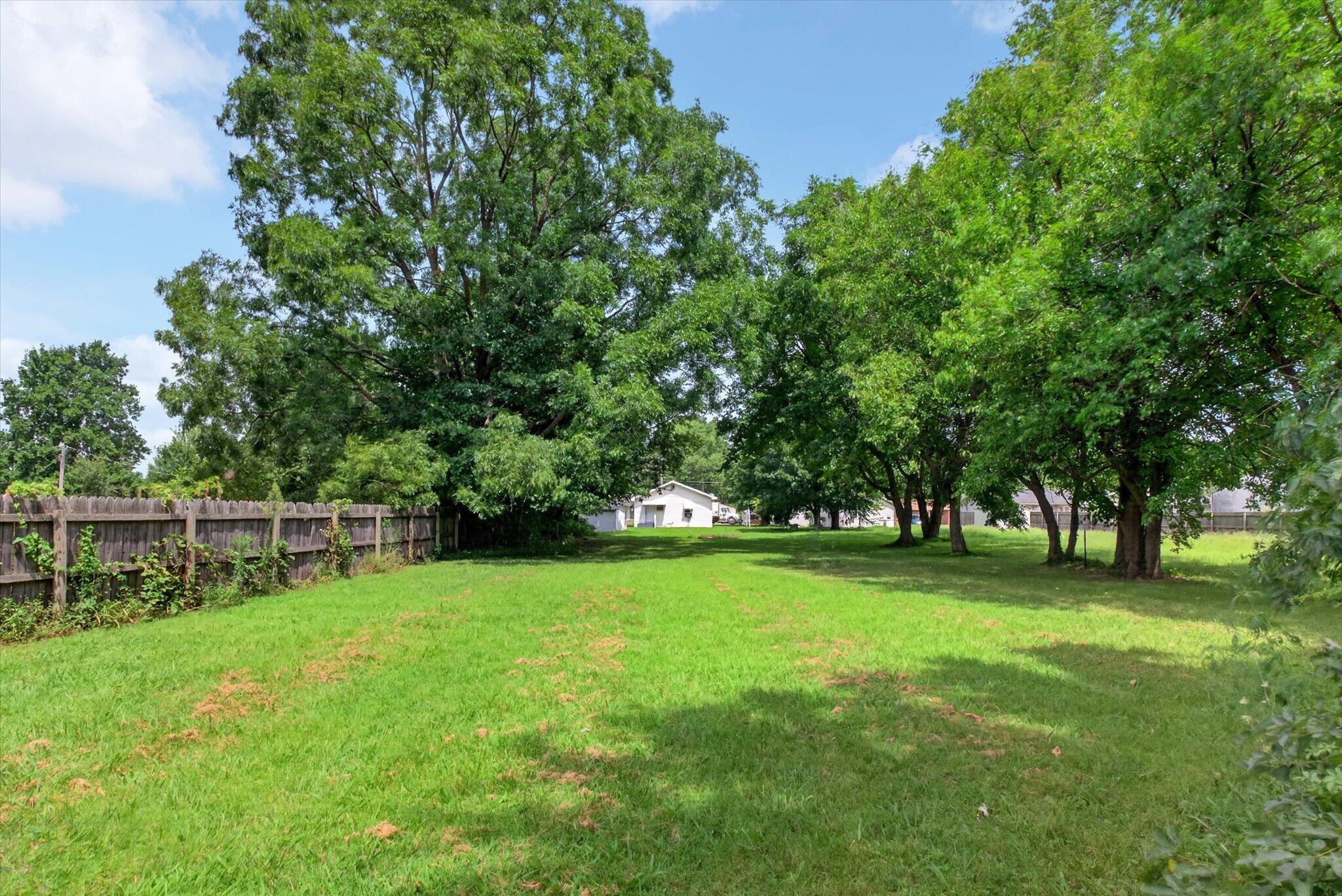 438 Lucas Street Property Photo 20