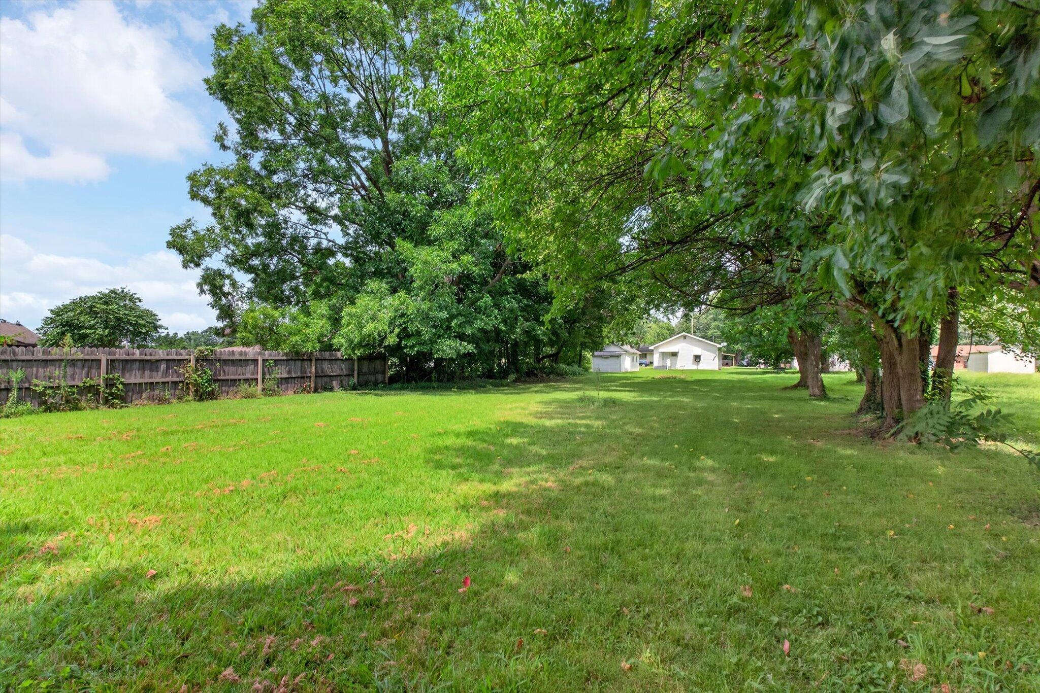 438 Lucas Street Property Photo 21