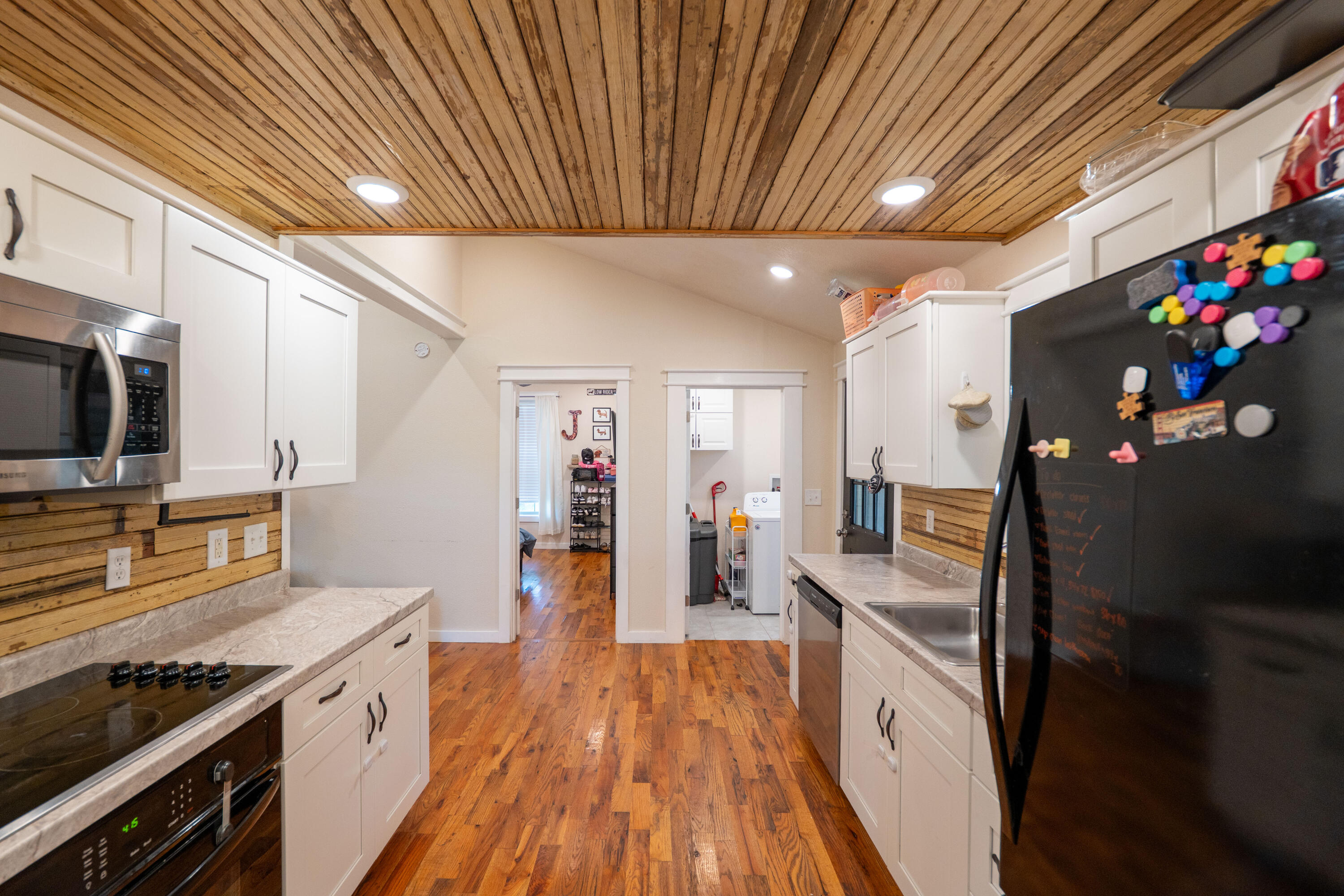 178 South Avenue Property Photo 9