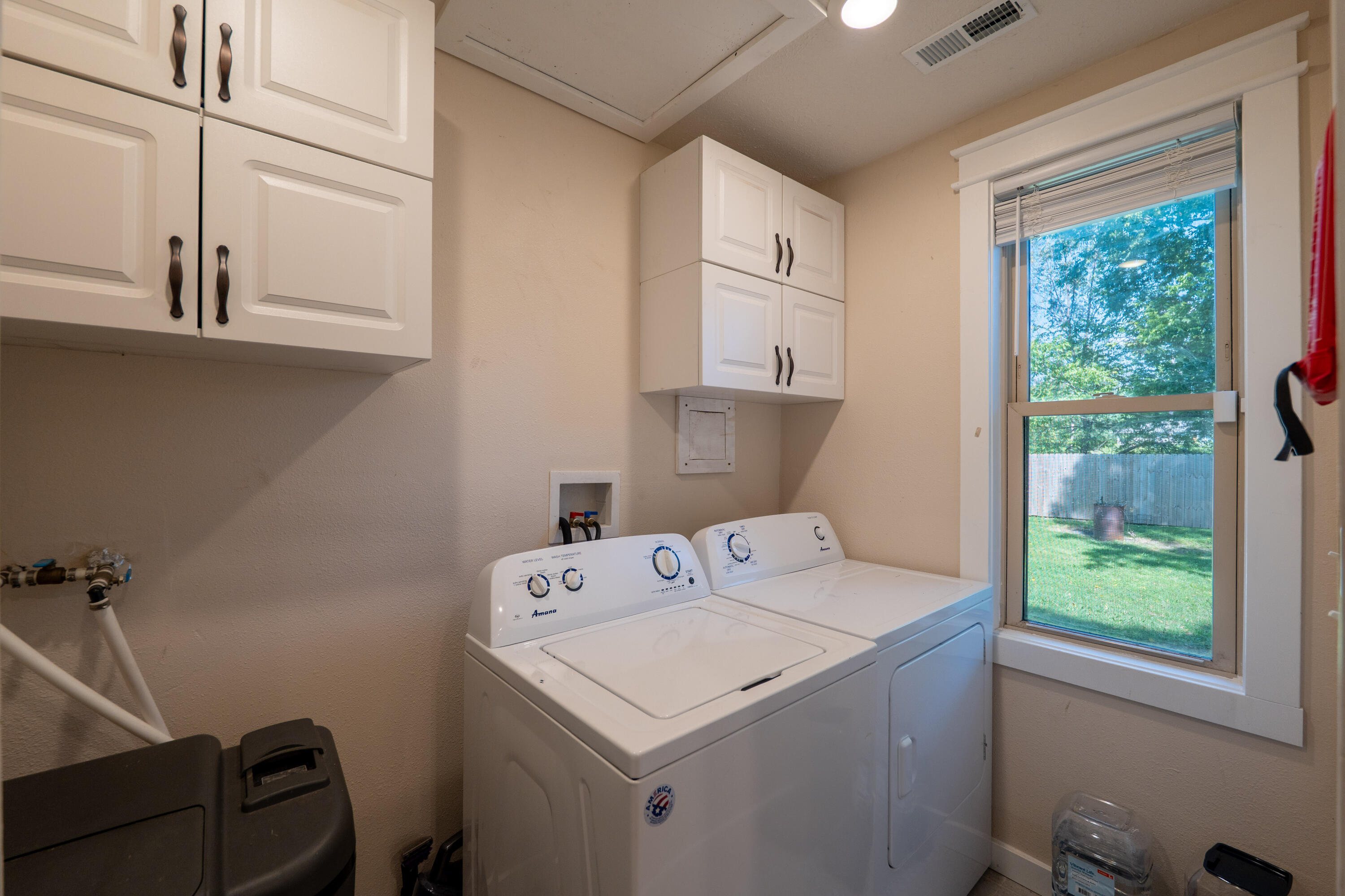 178 South Avenue Property Photo 12